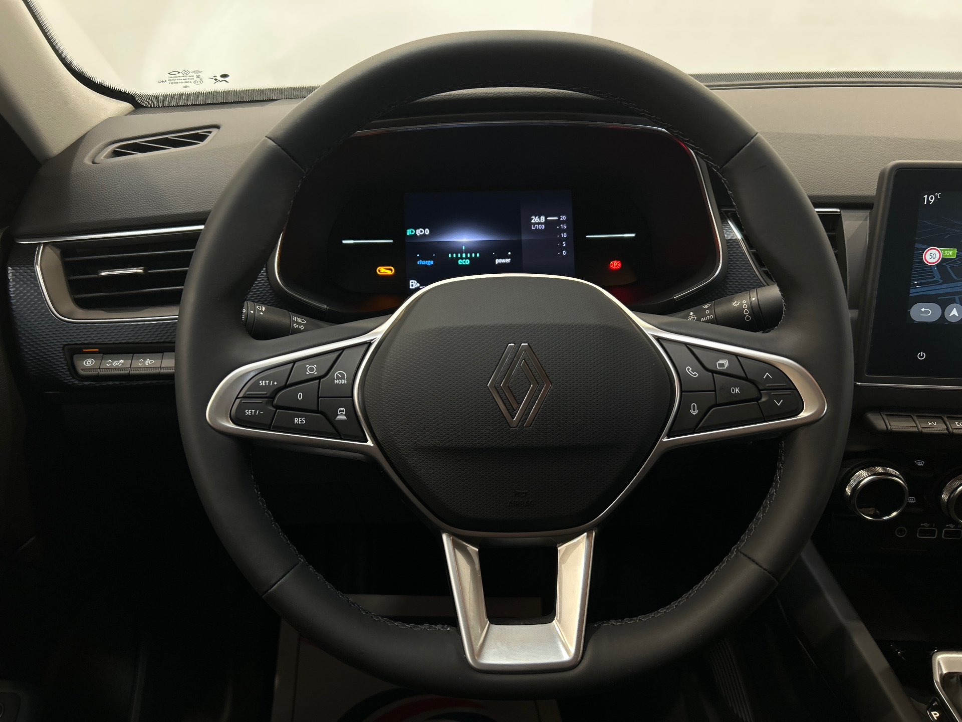 Photo 11 du véhicule RENAULT ARKANA