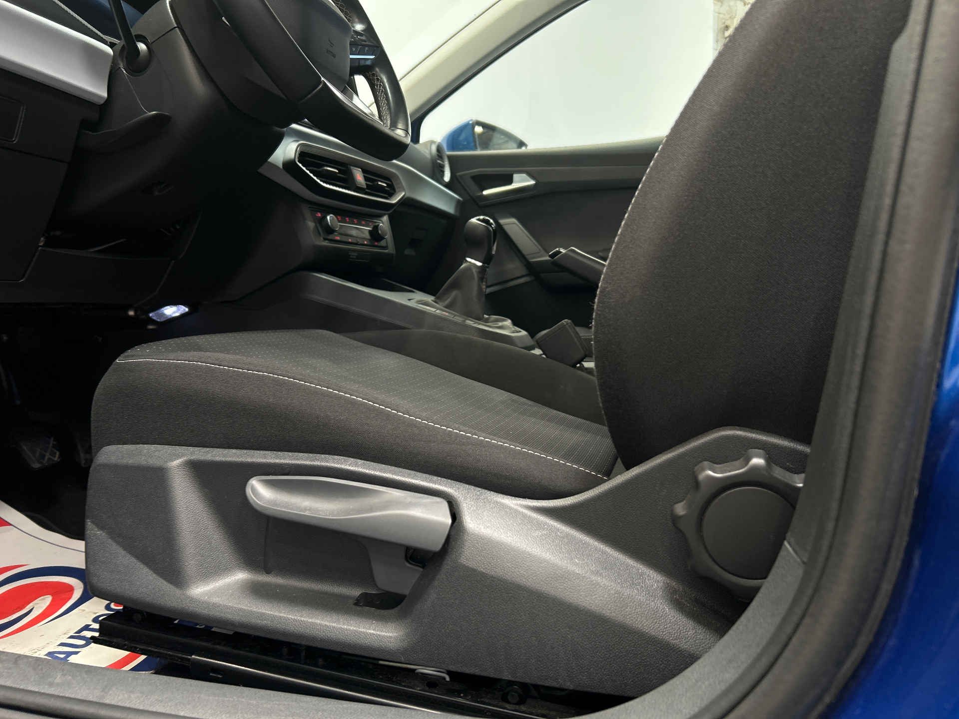 Photo 31 du véhicule SEAT IBIZA