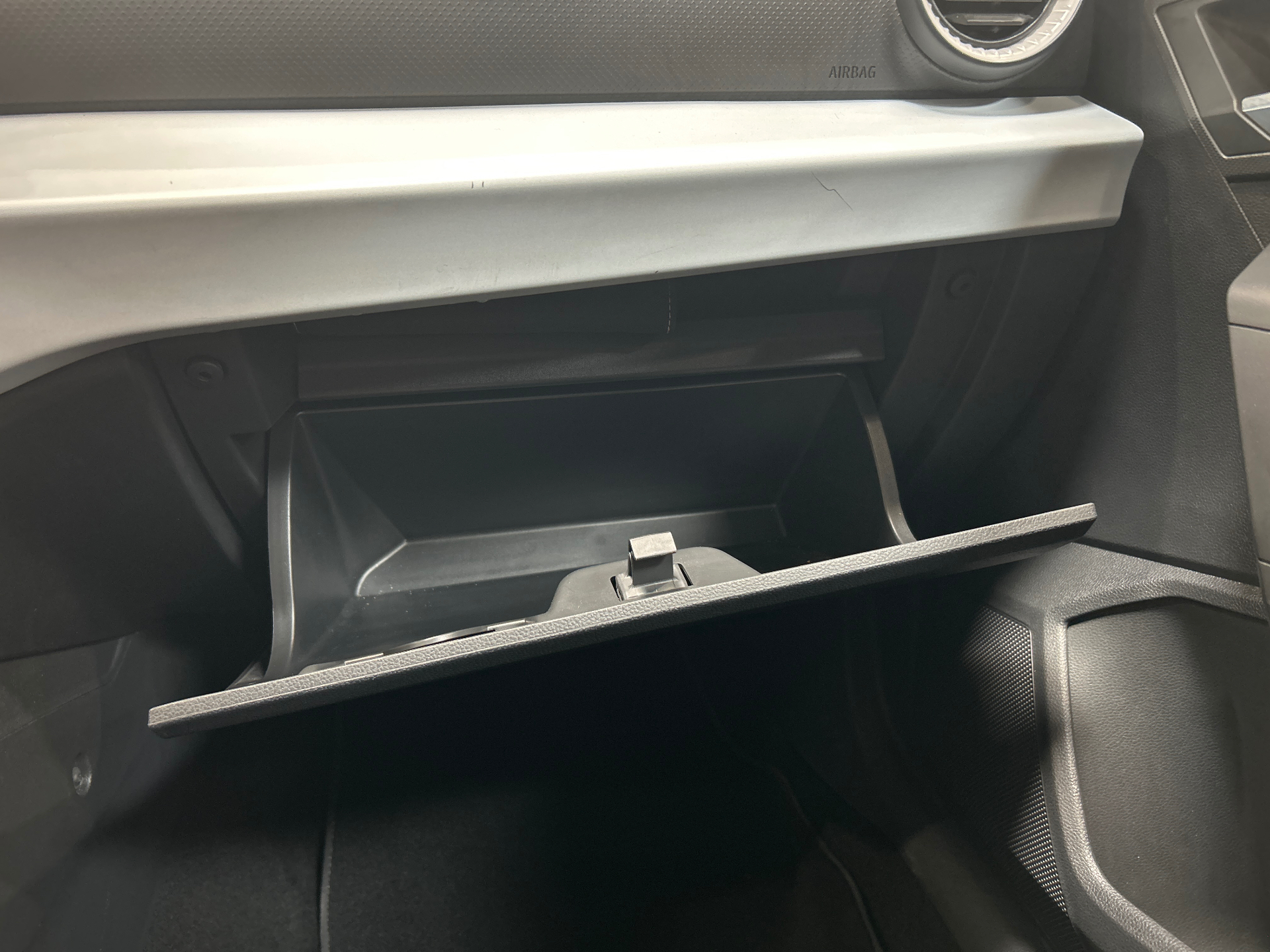 Photo 22 du véhicule SEAT IBIZA