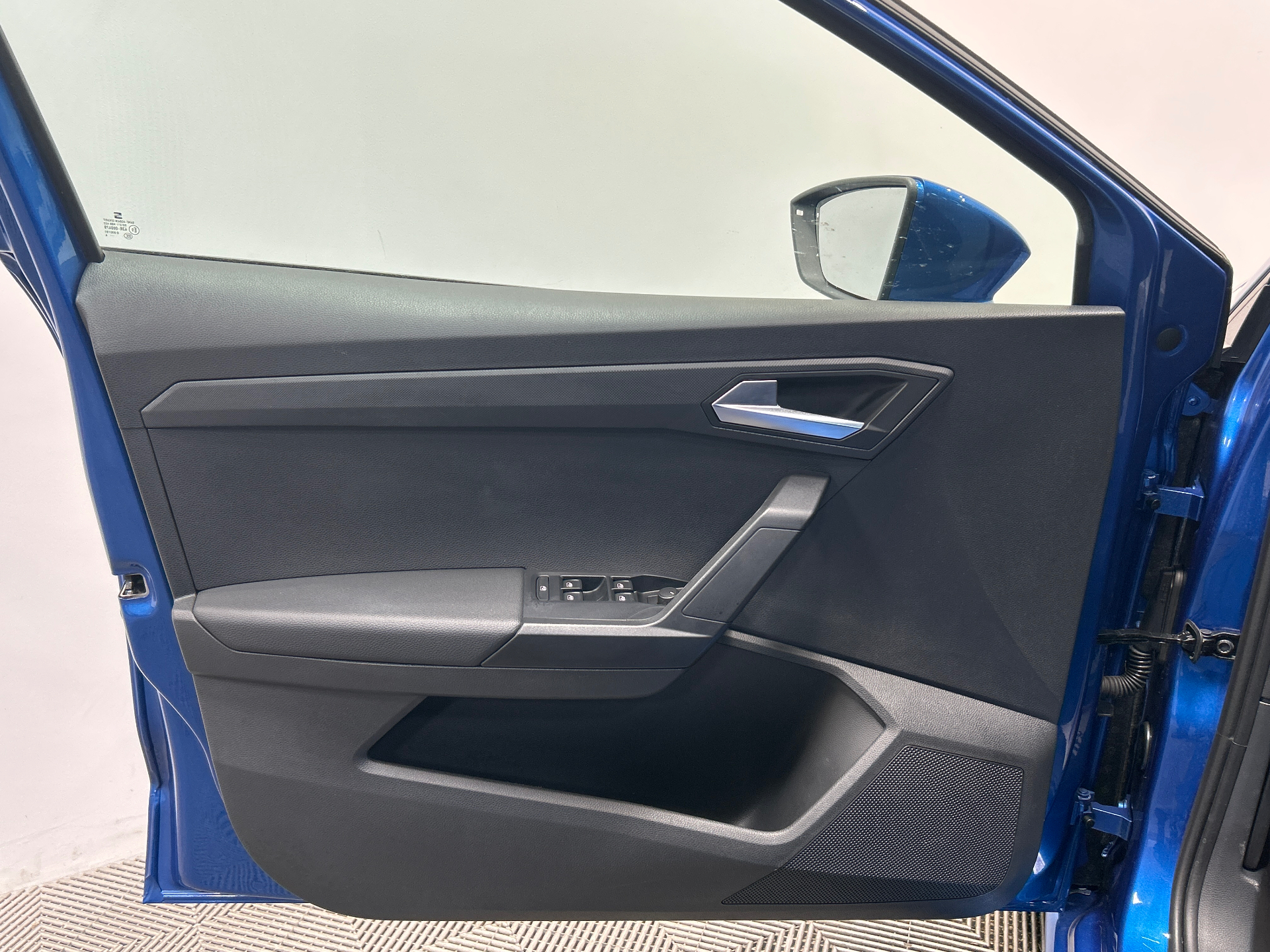 Photo 28 du véhicule SEAT IBIZA