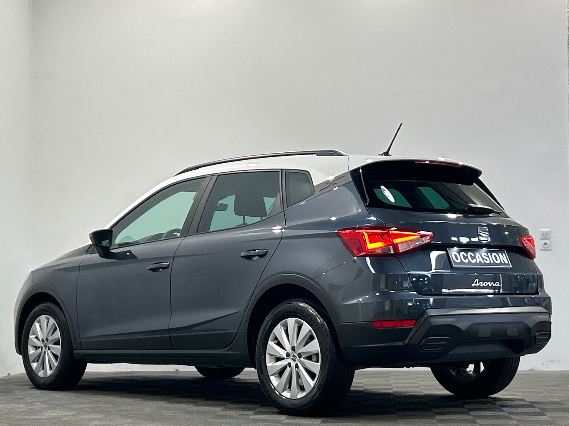 Photo 4 du véhicule SEAT ARONA