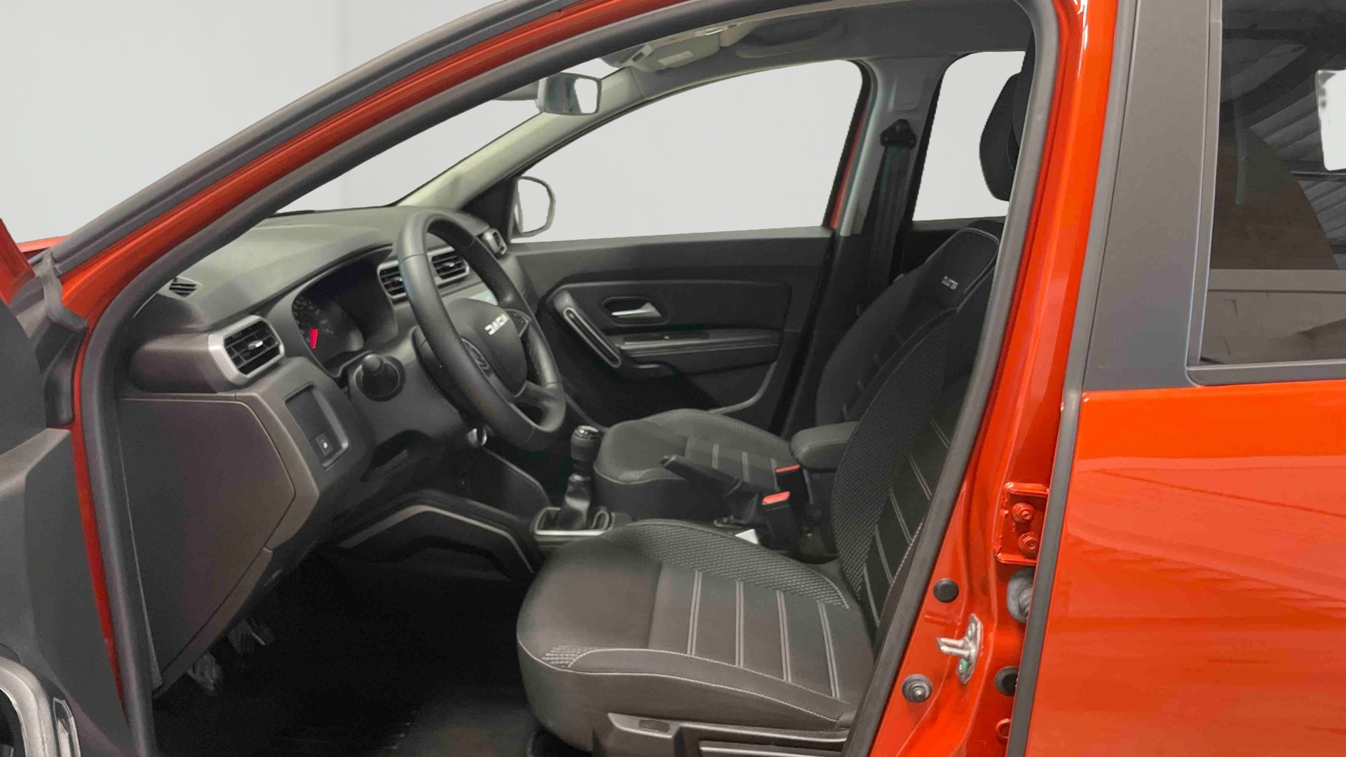 Photo 9 du véhicule DACIA DUSTER