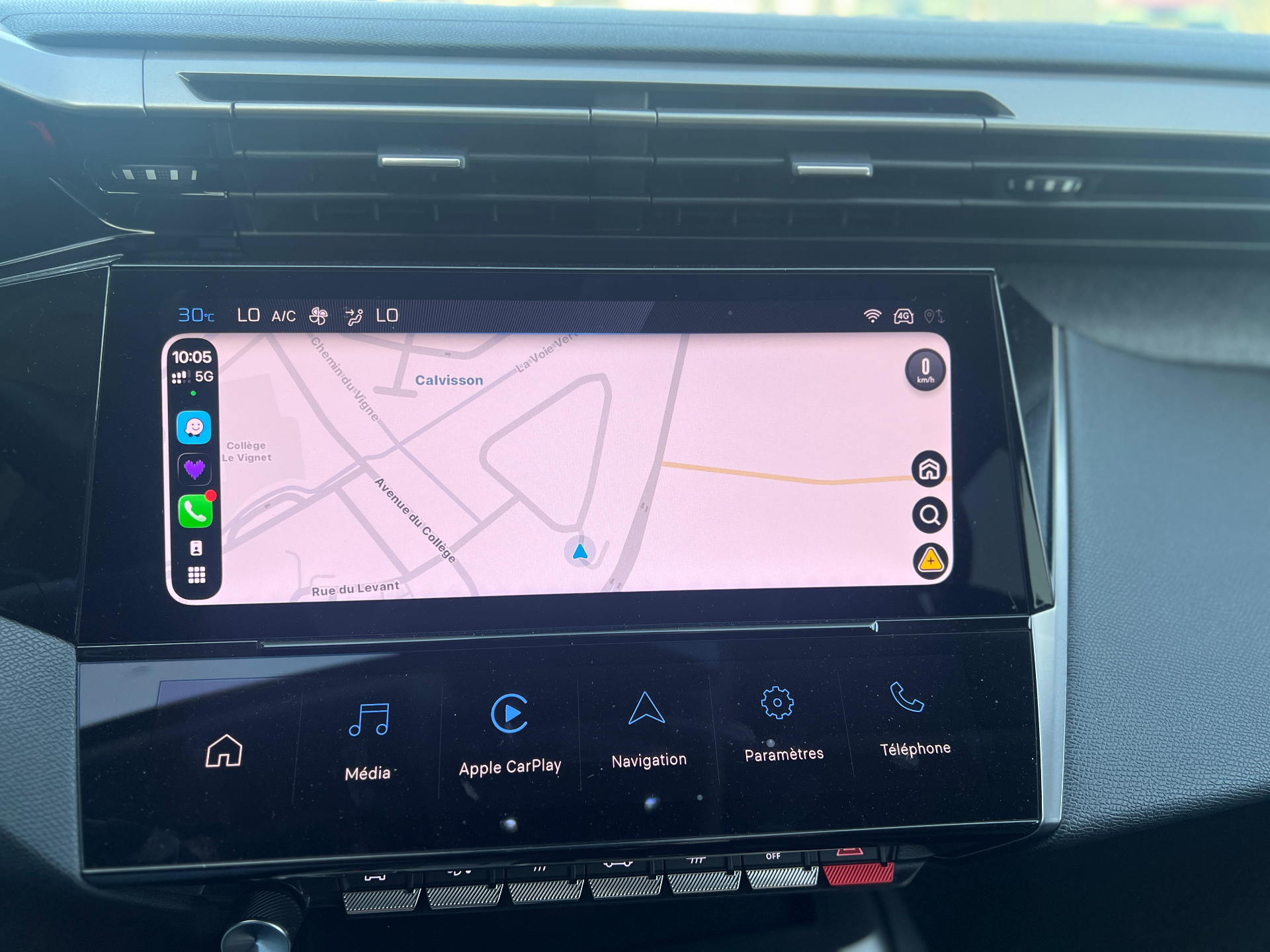 PEUGEOT 308 2023 — photo 18