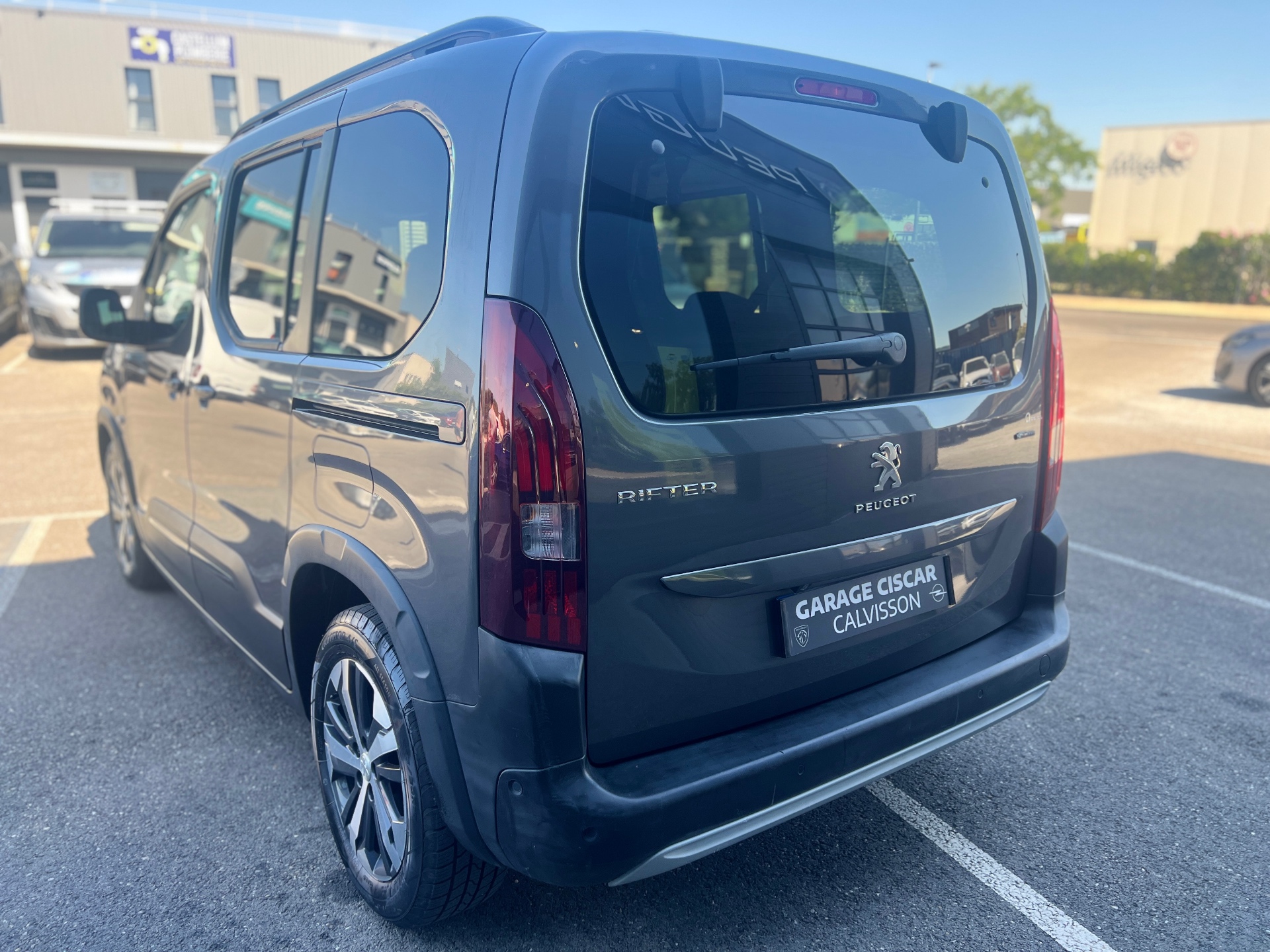PEUGEOT RIFTER 2019 — photo 8