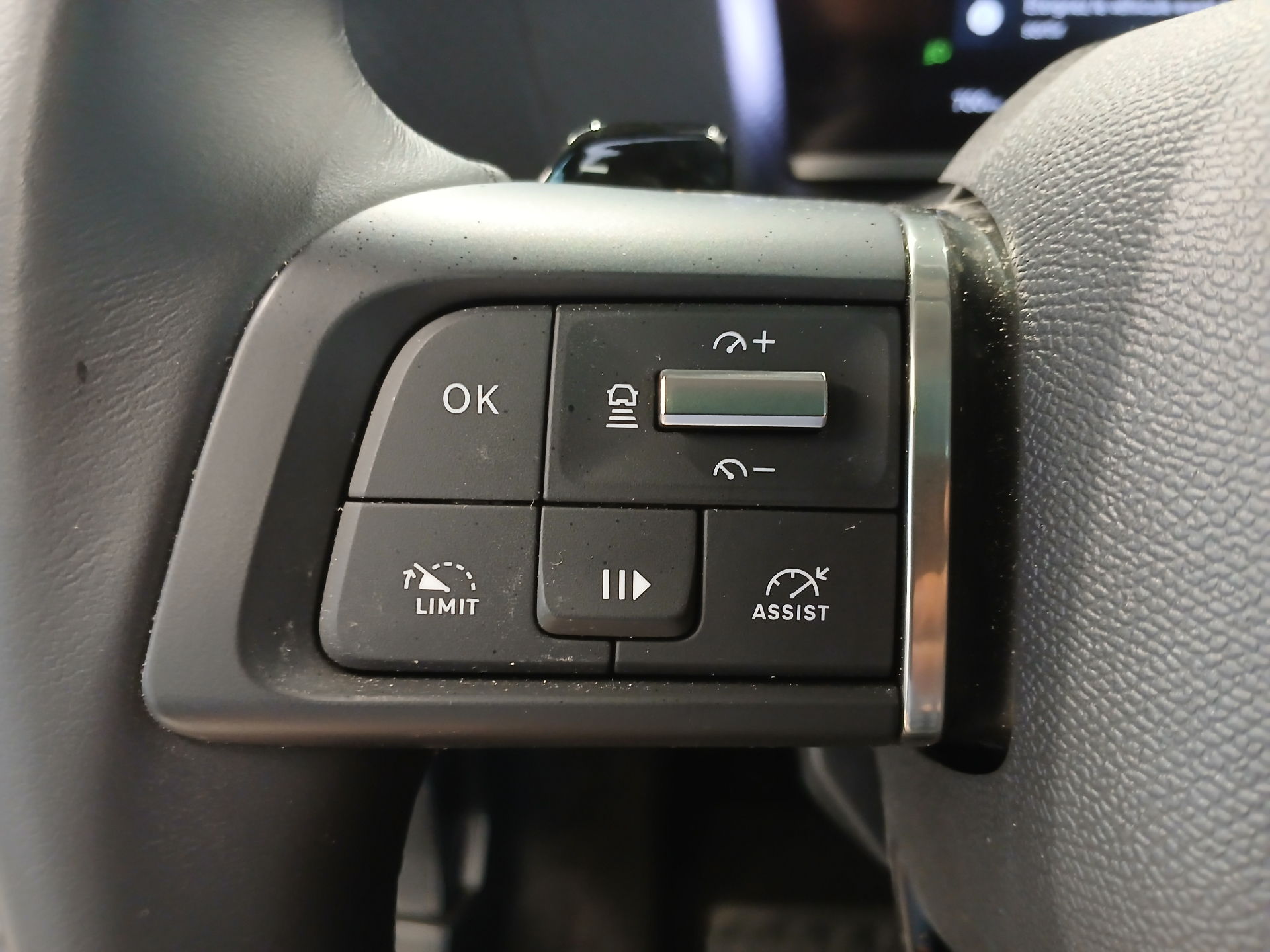 Photo 14 du véhicule CITROEN C4