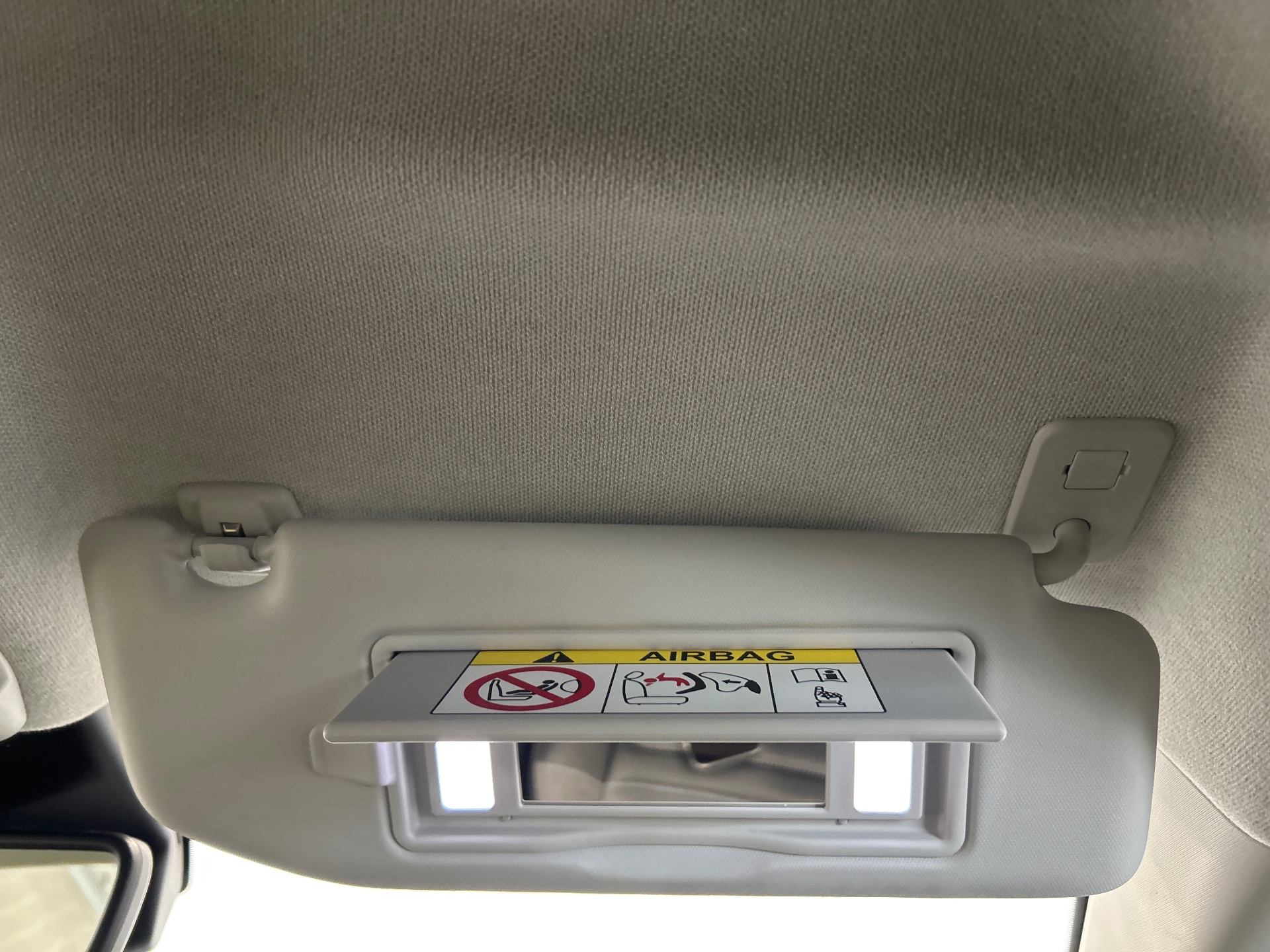 Photo 23 du véhicule CITROEN C4