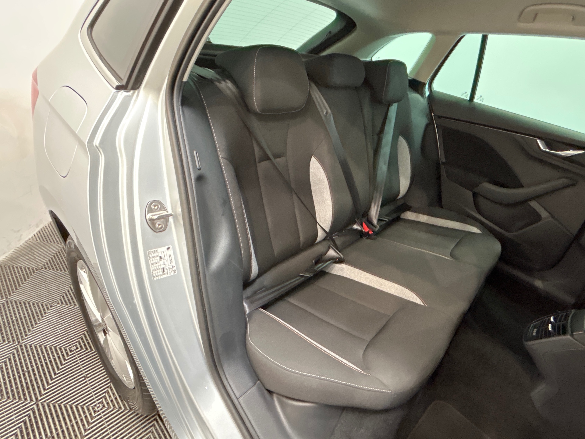 Photo 33 du véhicule SKODA SCALA