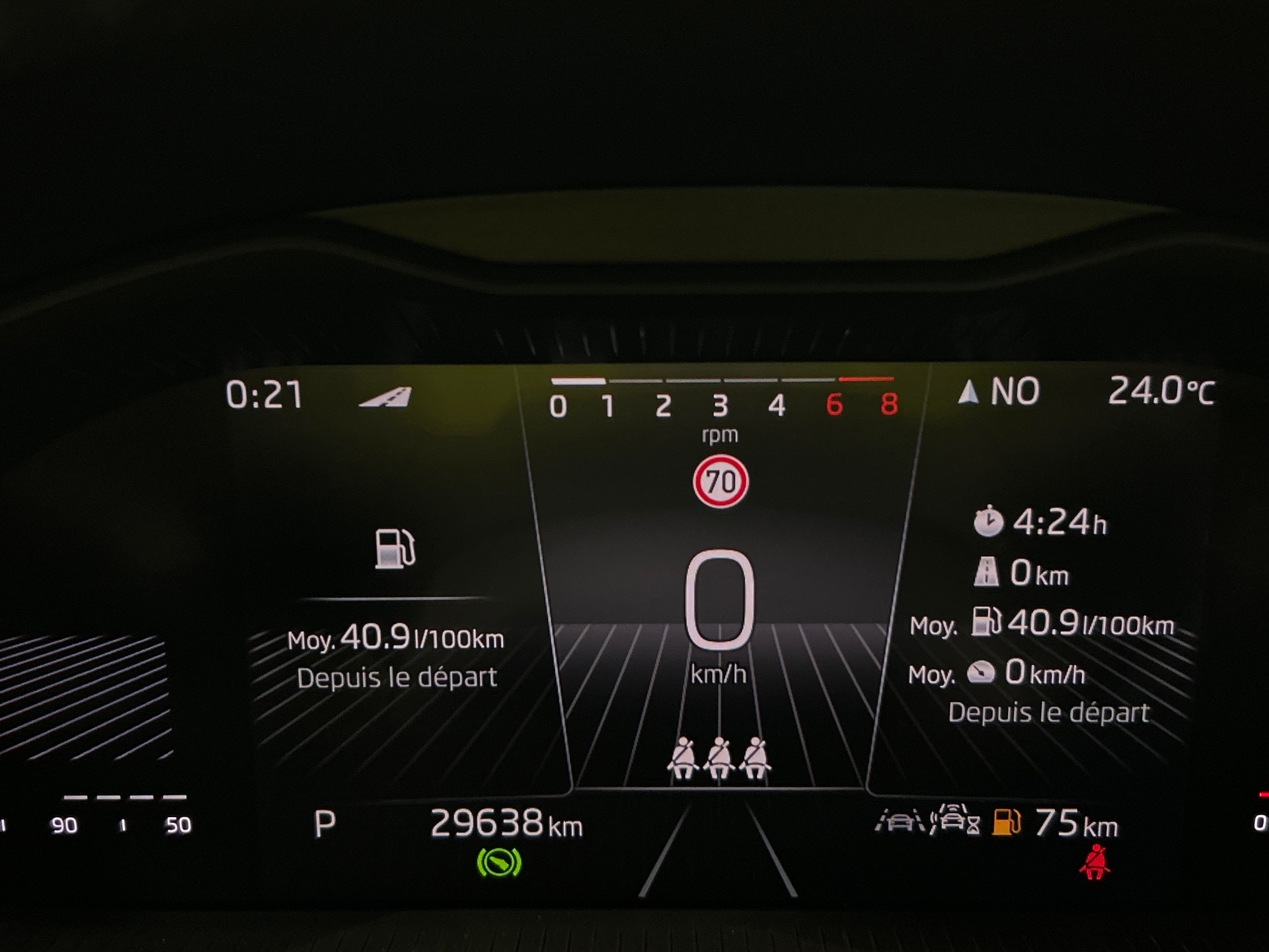 Photo 39 du véhicule SKODA SCALA