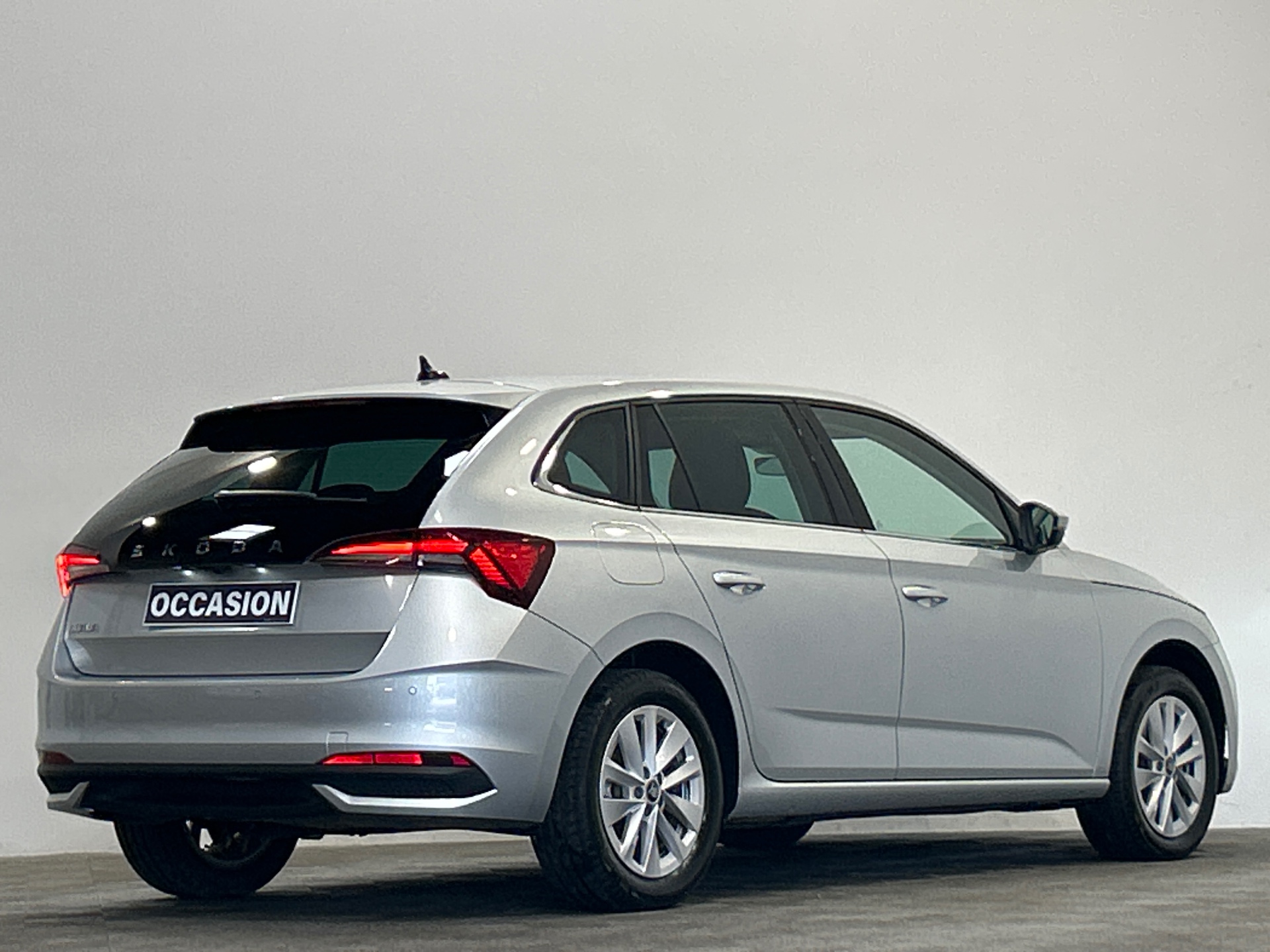 Photo 3 du véhicule SKODA SCALA