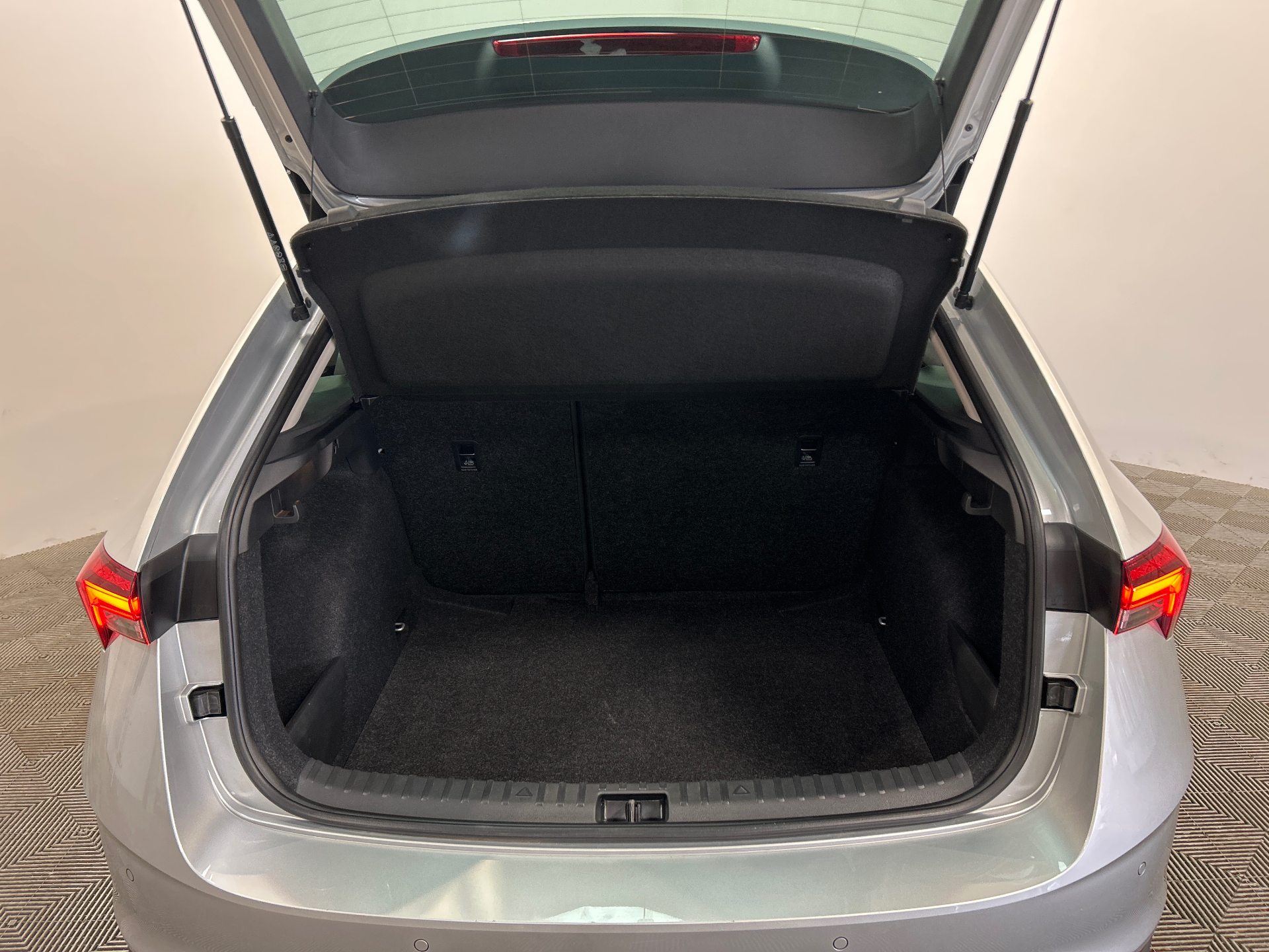 Photo 36 du véhicule SKODA SCALA