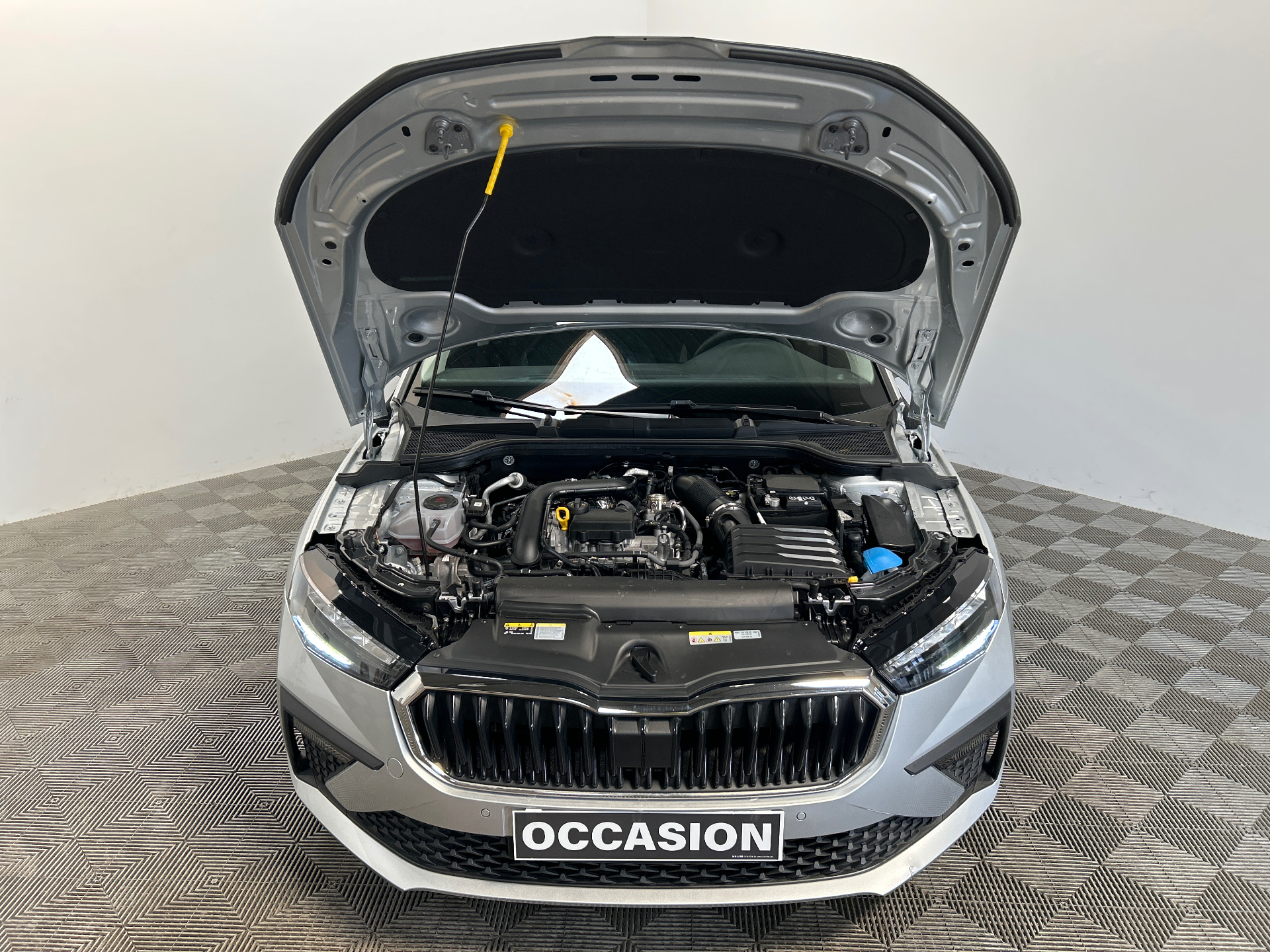 Photo 43 du véhicule SKODA SCALA