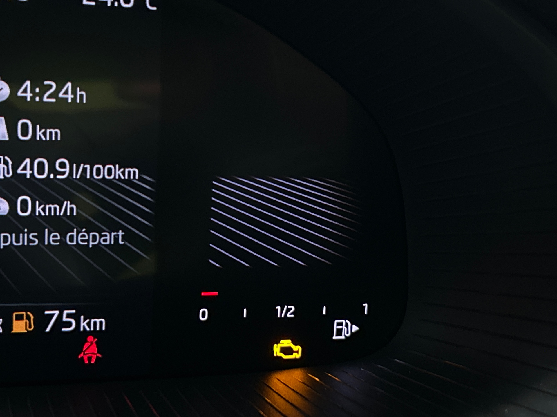 Photo 42 du véhicule SKODA SCALA