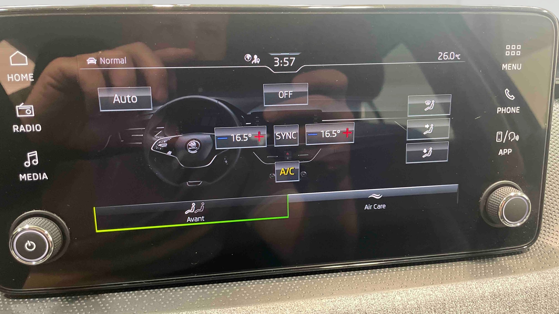 Photo 18 du véhicule SKODA SCALA