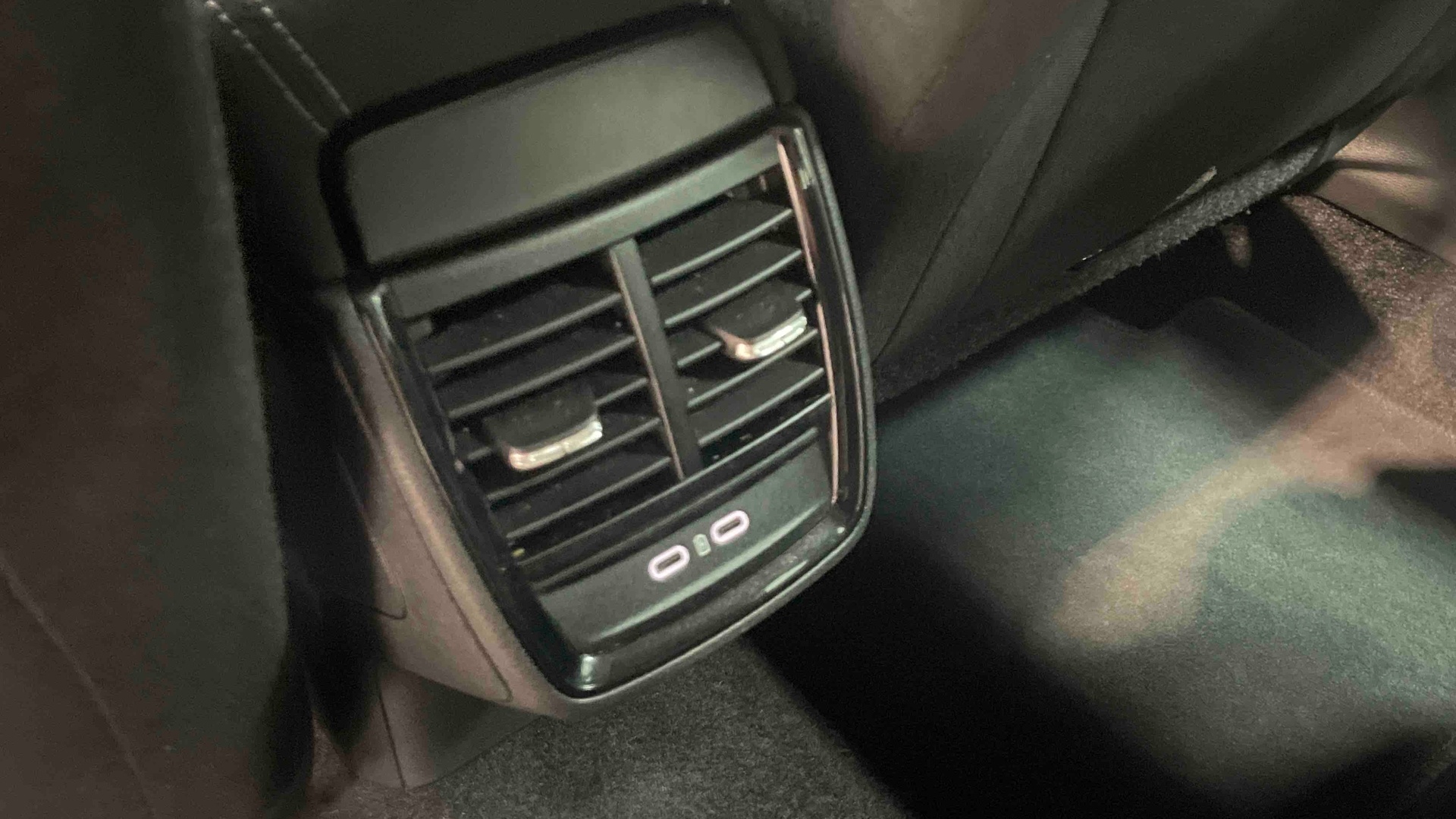 Photo 33 du véhicule SKODA SCALA