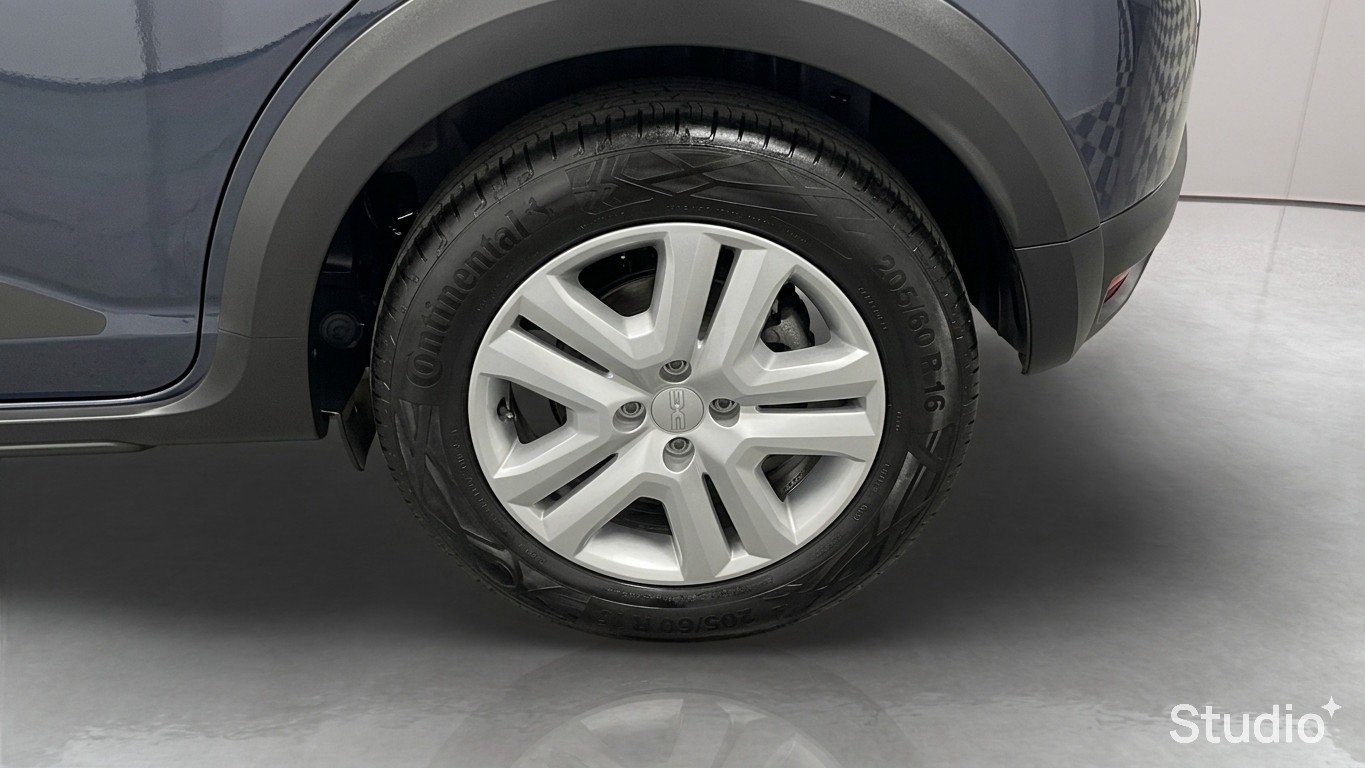Photo 15 du véhicule DACIA SANDERO