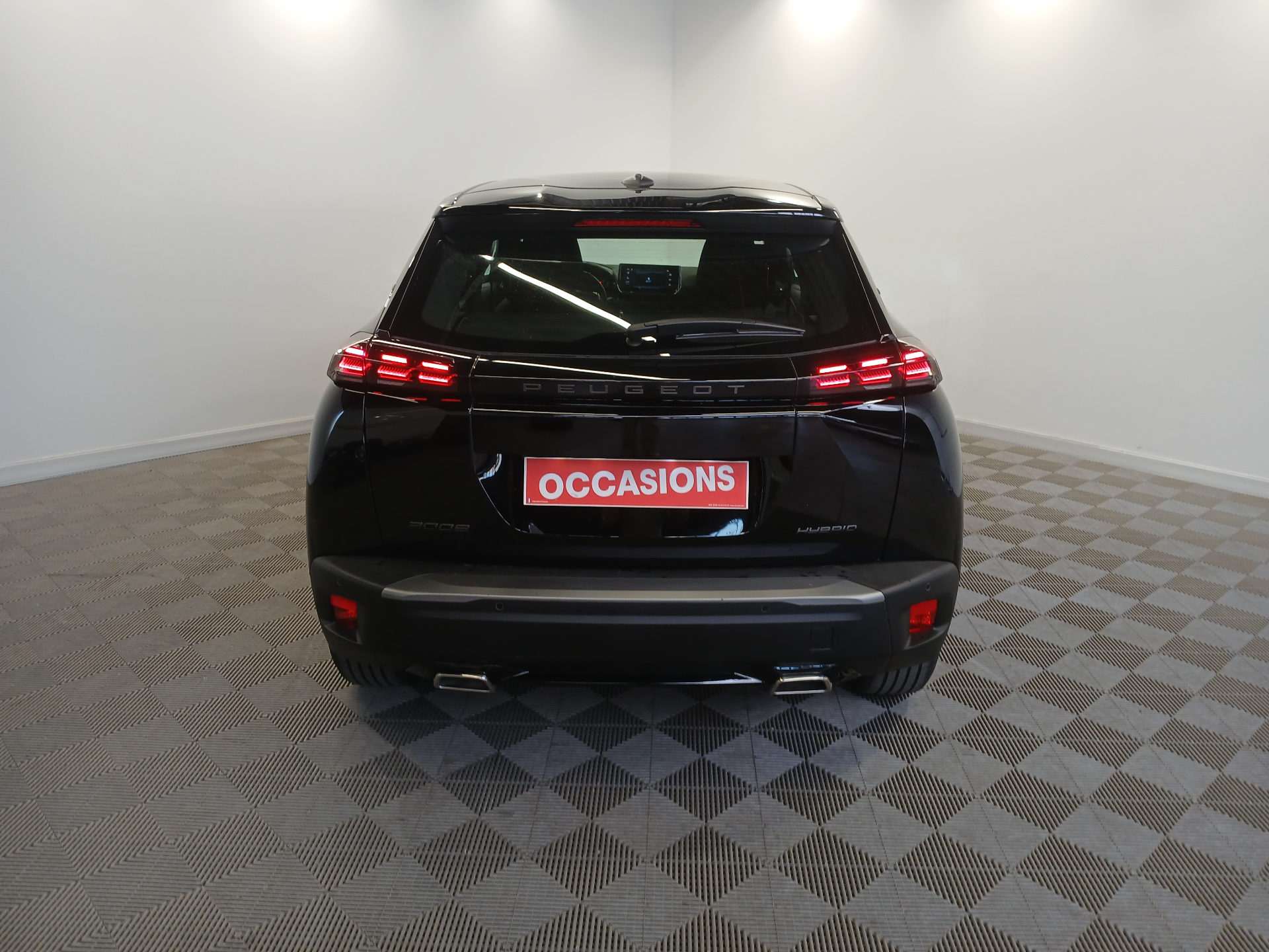 Photo 4 du véhicule PEUGEOT 2008