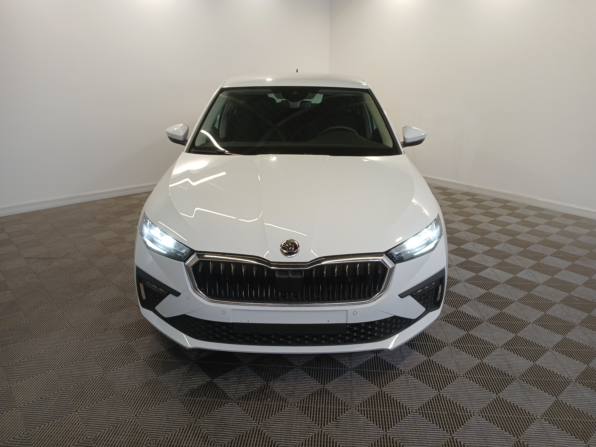 Photo 3 du véhicule SKODA SCALA
