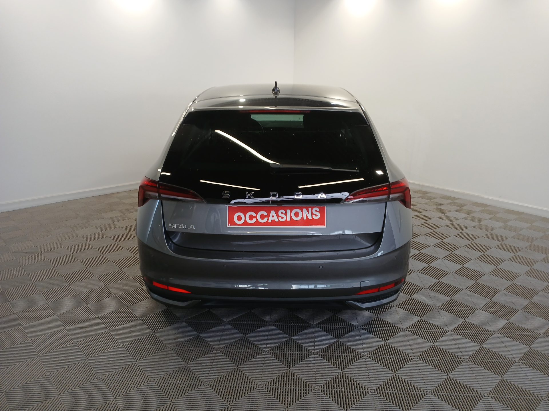 Photo 4 du véhicule SKODA SCALA