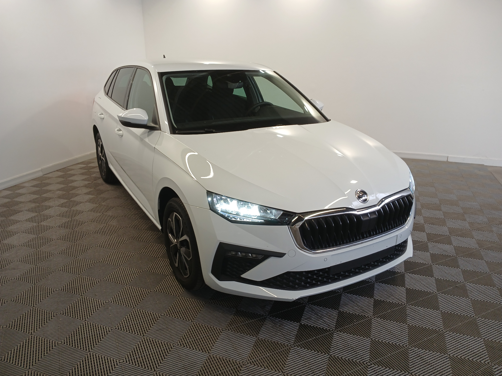 Photo 28 du véhicule SKODA SCALA
