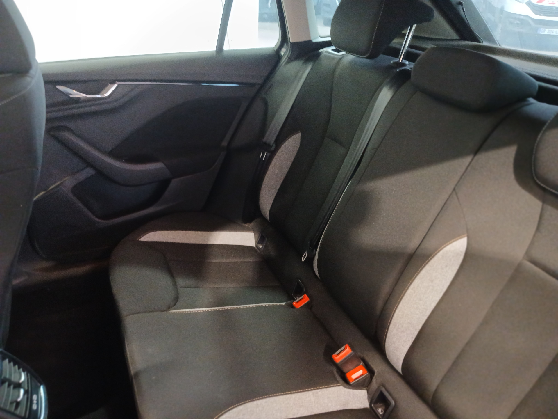 Photo 25 du véhicule SKODA SCALA