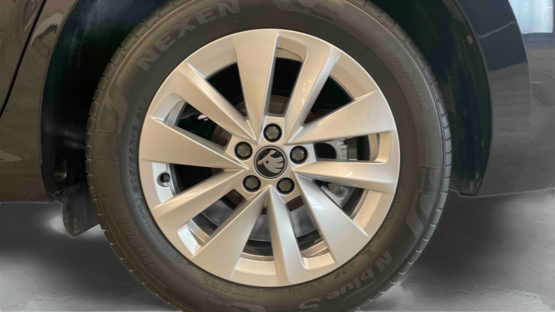 Photo 16 du véhicule SKODA SCALA
