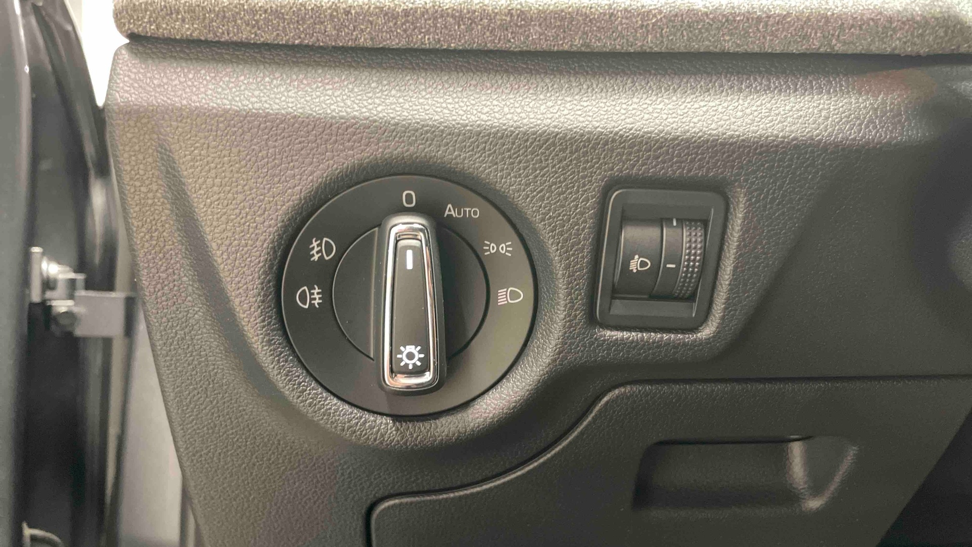 Photo 18 du véhicule SKODA SCALA