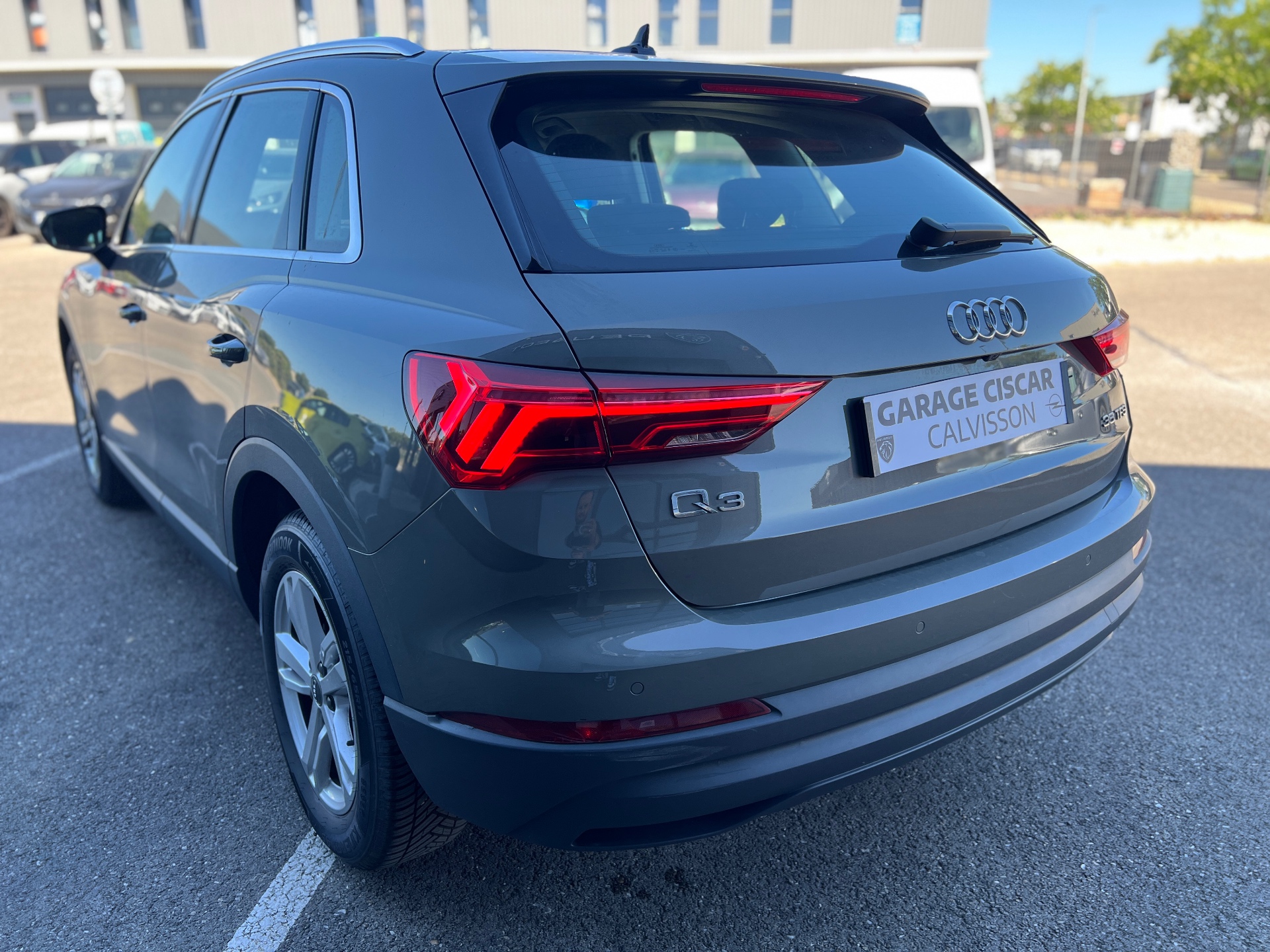 AUDI Q3 2019 — photo 10