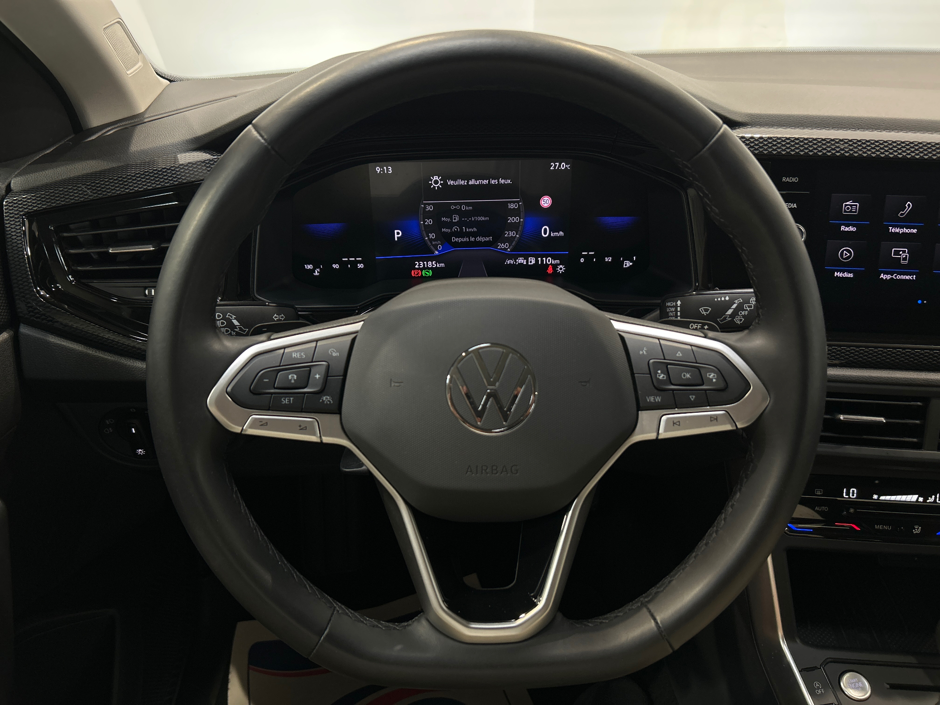 Photo 11 du véhicule VOLKSWAGEN TAIGO