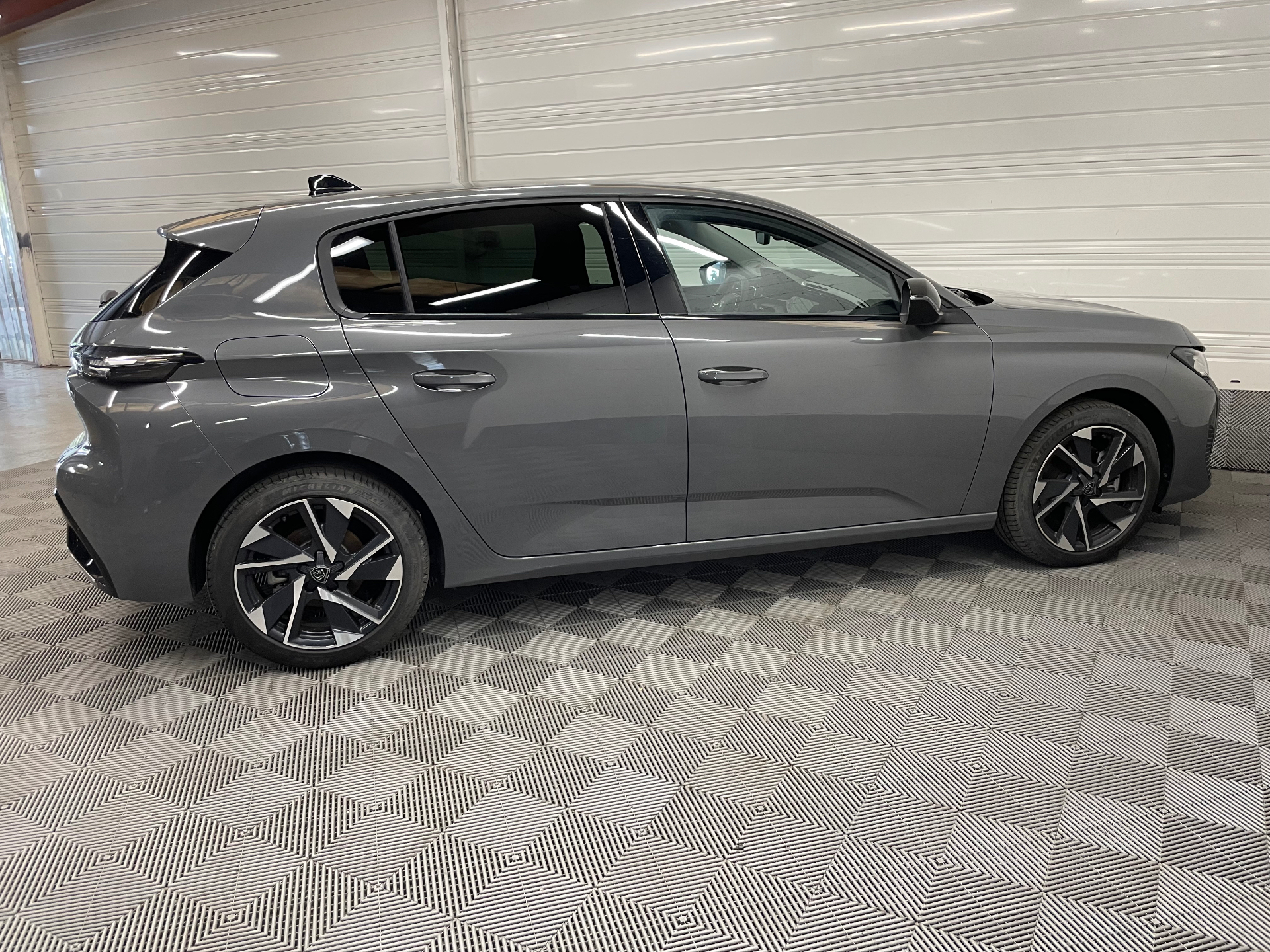 Photo 5 du véhicule PEUGEOT 308