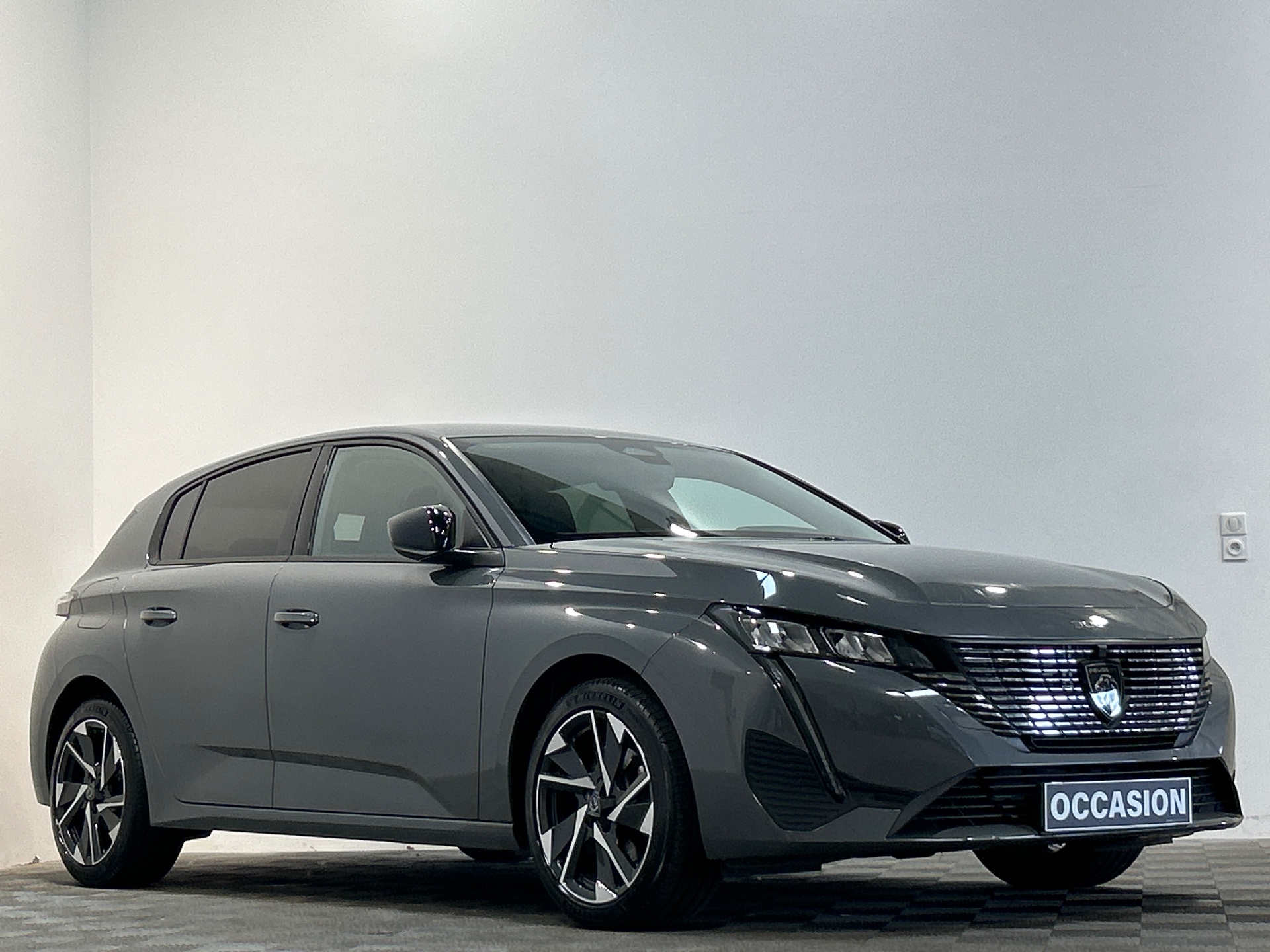 Photo 2 du véhicule PEUGEOT 308