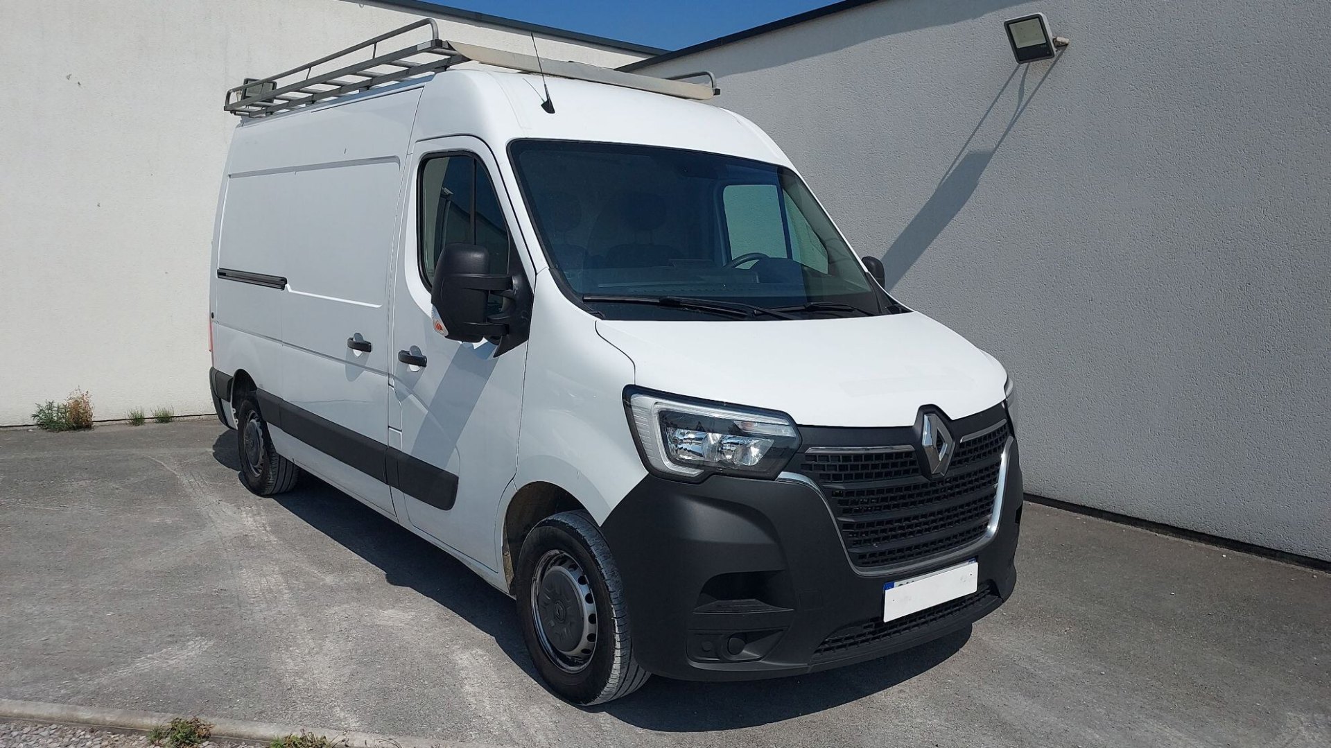 RENAULT MASTER FGN TRAC F3300 L2H2 BLUE DCI 135CV CONFORT