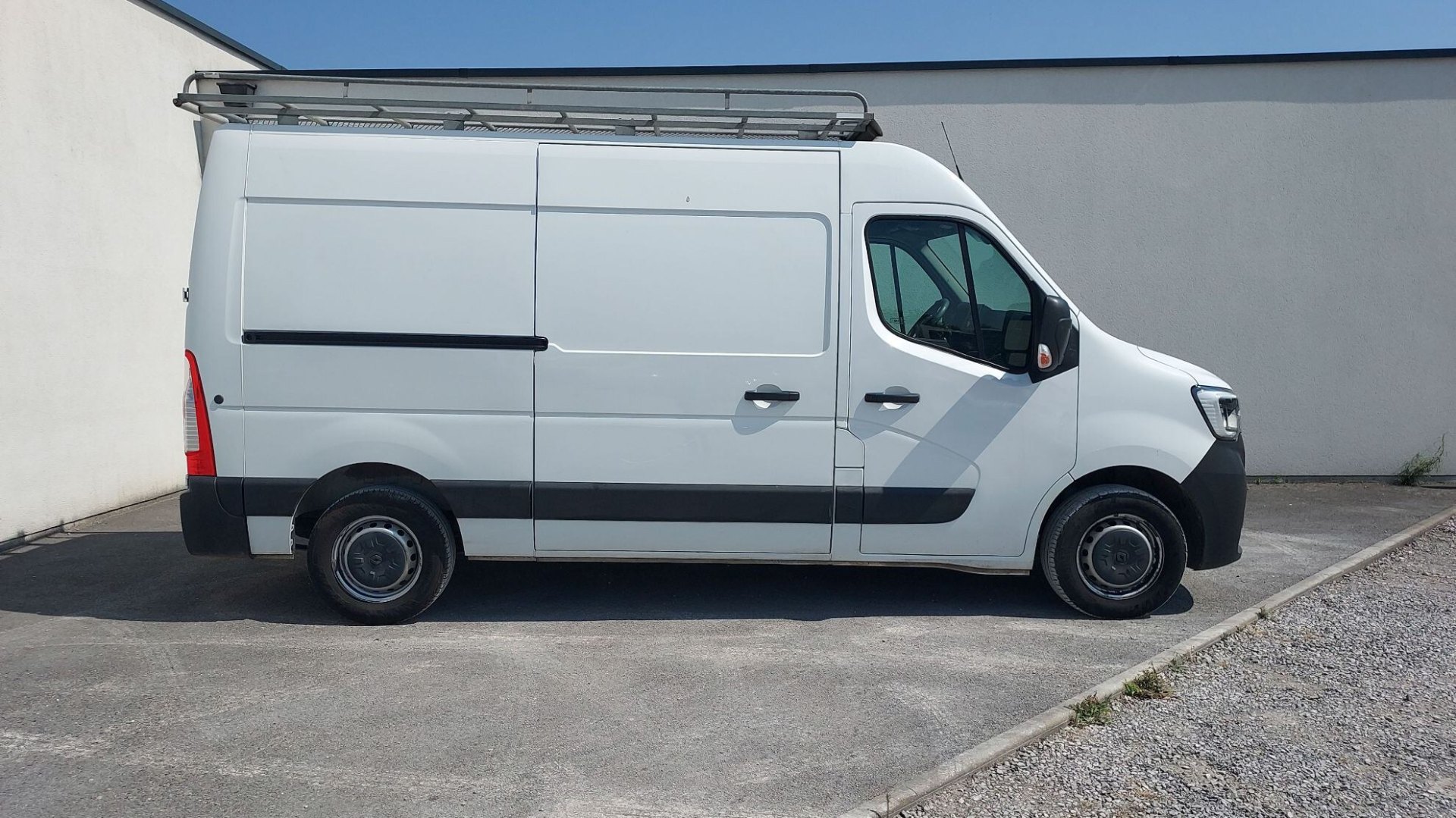 RENAULT MASTER FGN TRAC F3300 L2H2 BLUE DCI 135CV CONFORT, photo 3