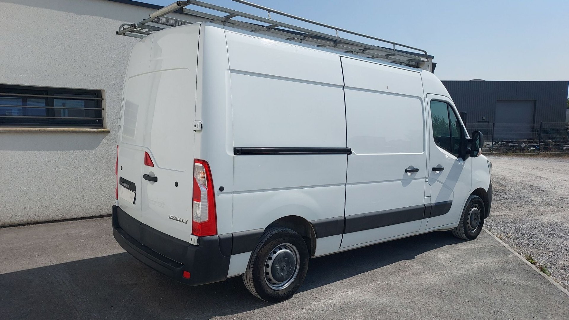 RENAULT MASTER FGN TRAC F3300 L2H2 BLUE DCI 135CV CONFORT, photo 2