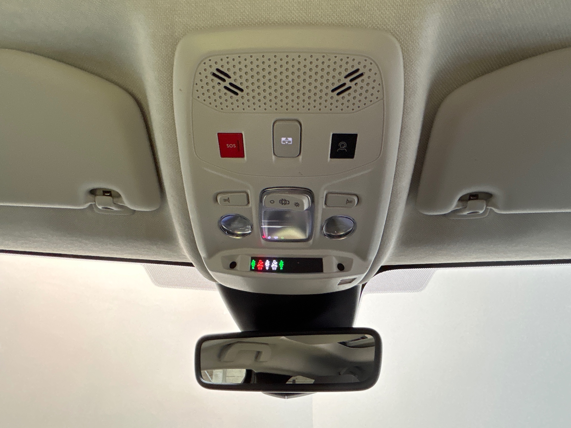 Photo 19 du véhicule CITROEN C4