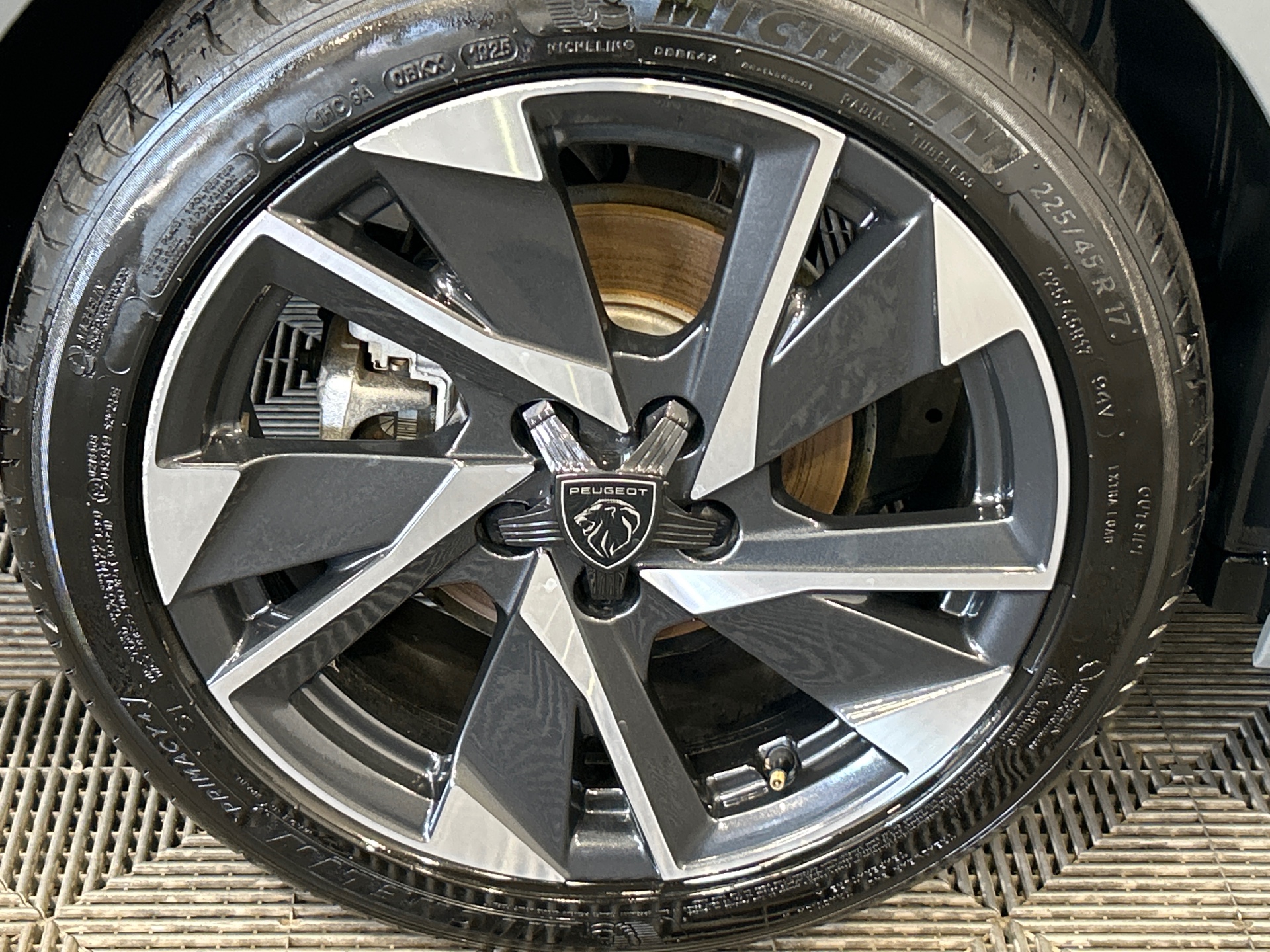 Photo 44 du véhicule PEUGEOT 308
