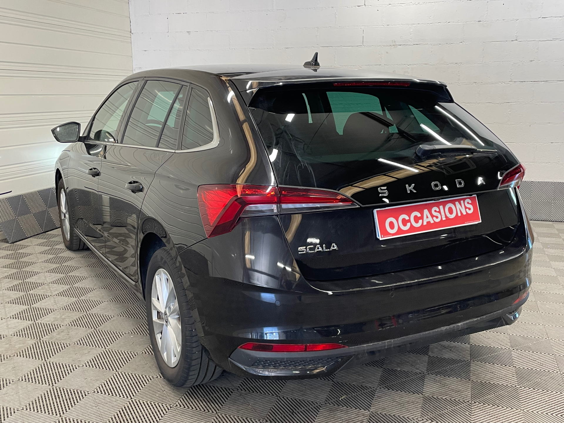 Photo 8 du véhicule SKODA SCALA