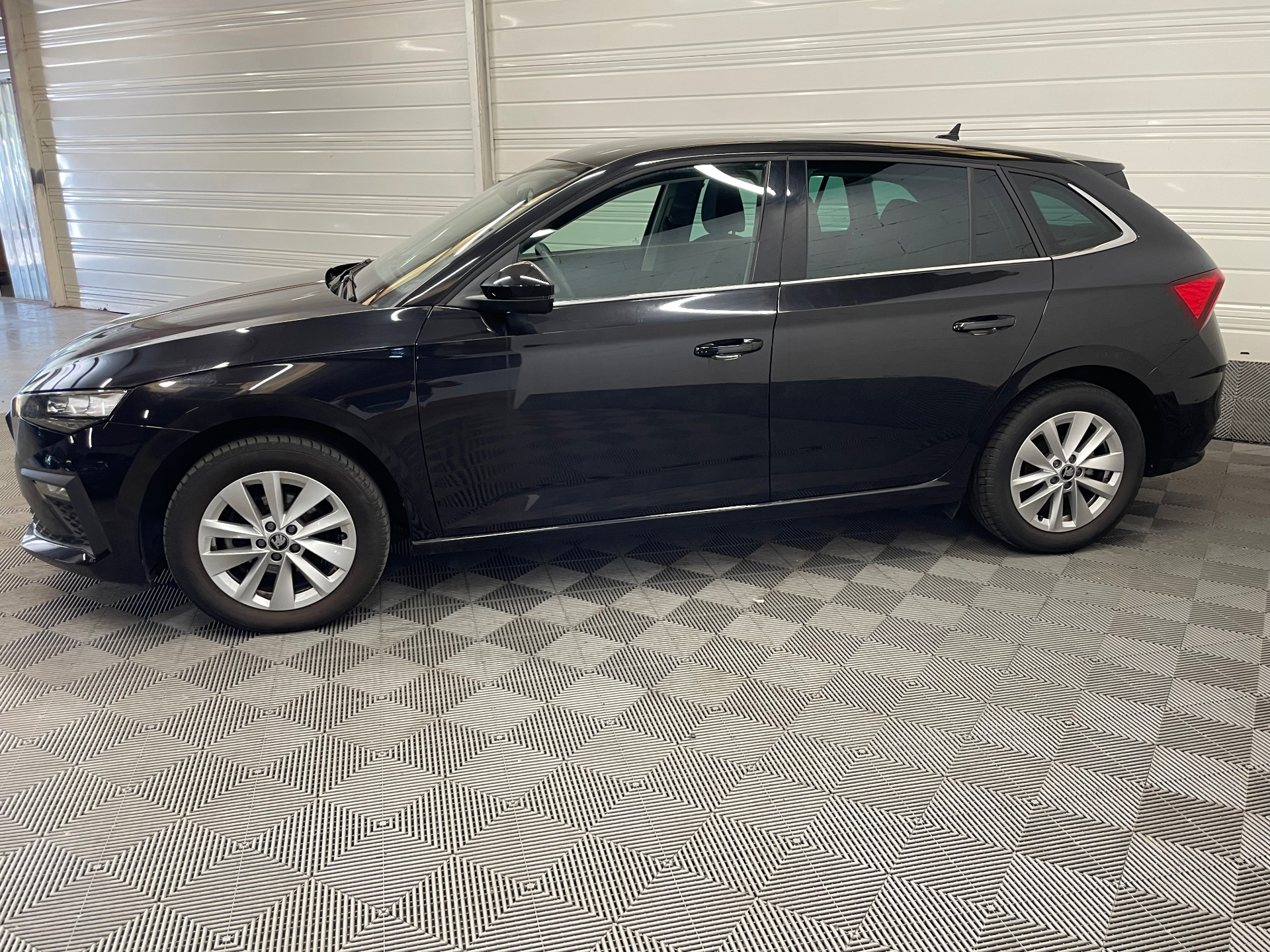 Photo 5 du véhicule SKODA SCALA