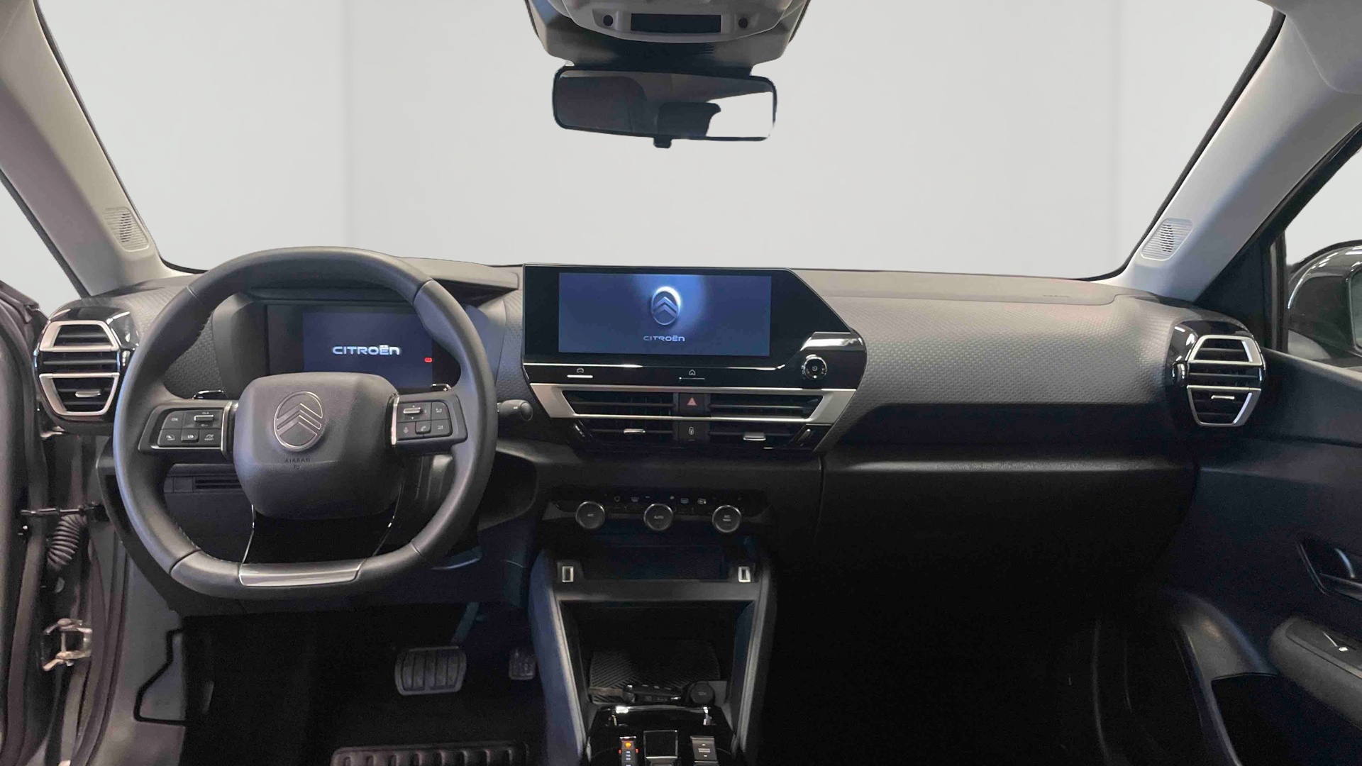 Photo 8 du véhicule CITROEN C4