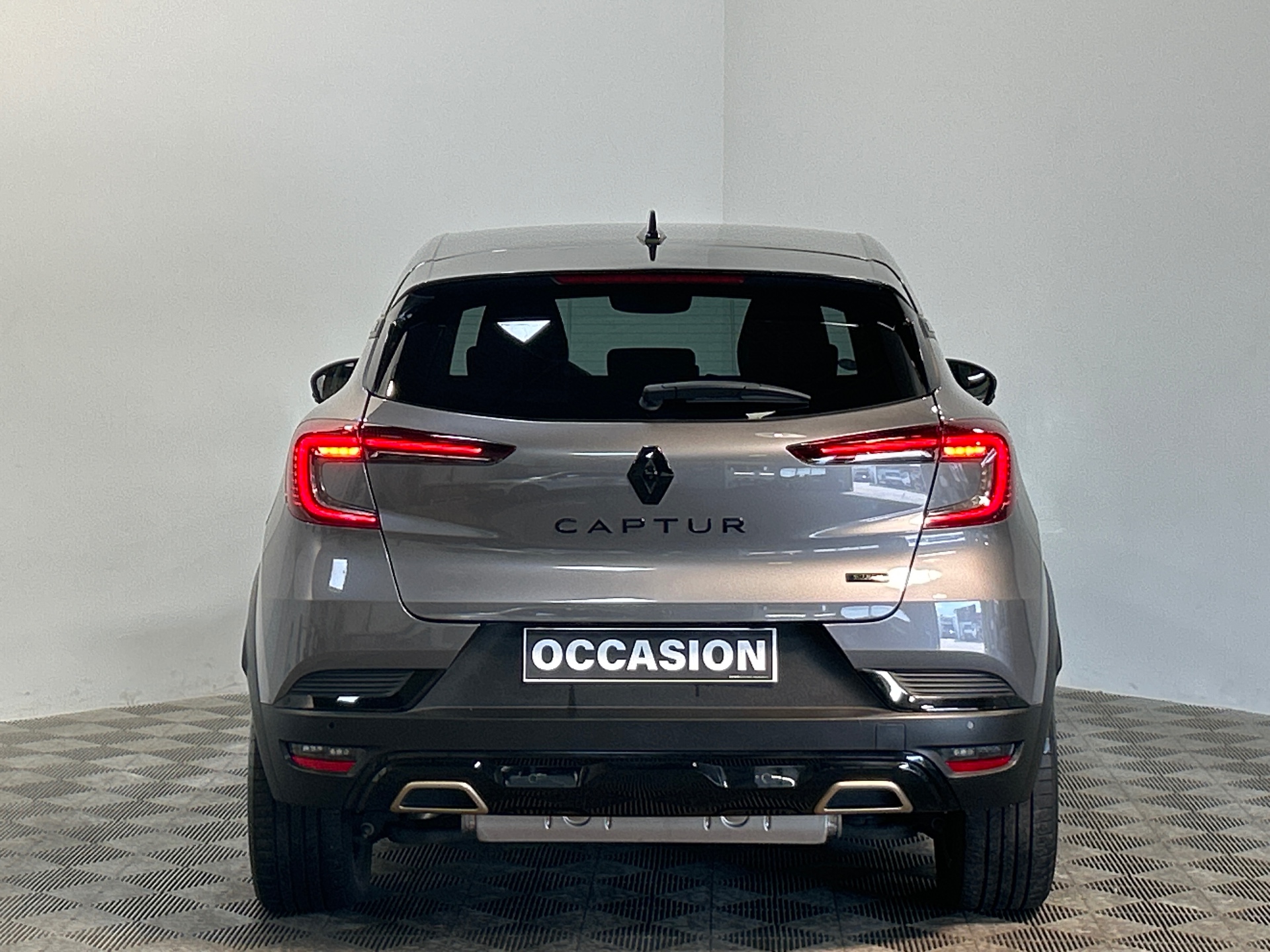 Photo 7 du véhicule RENAULT CAPTUR