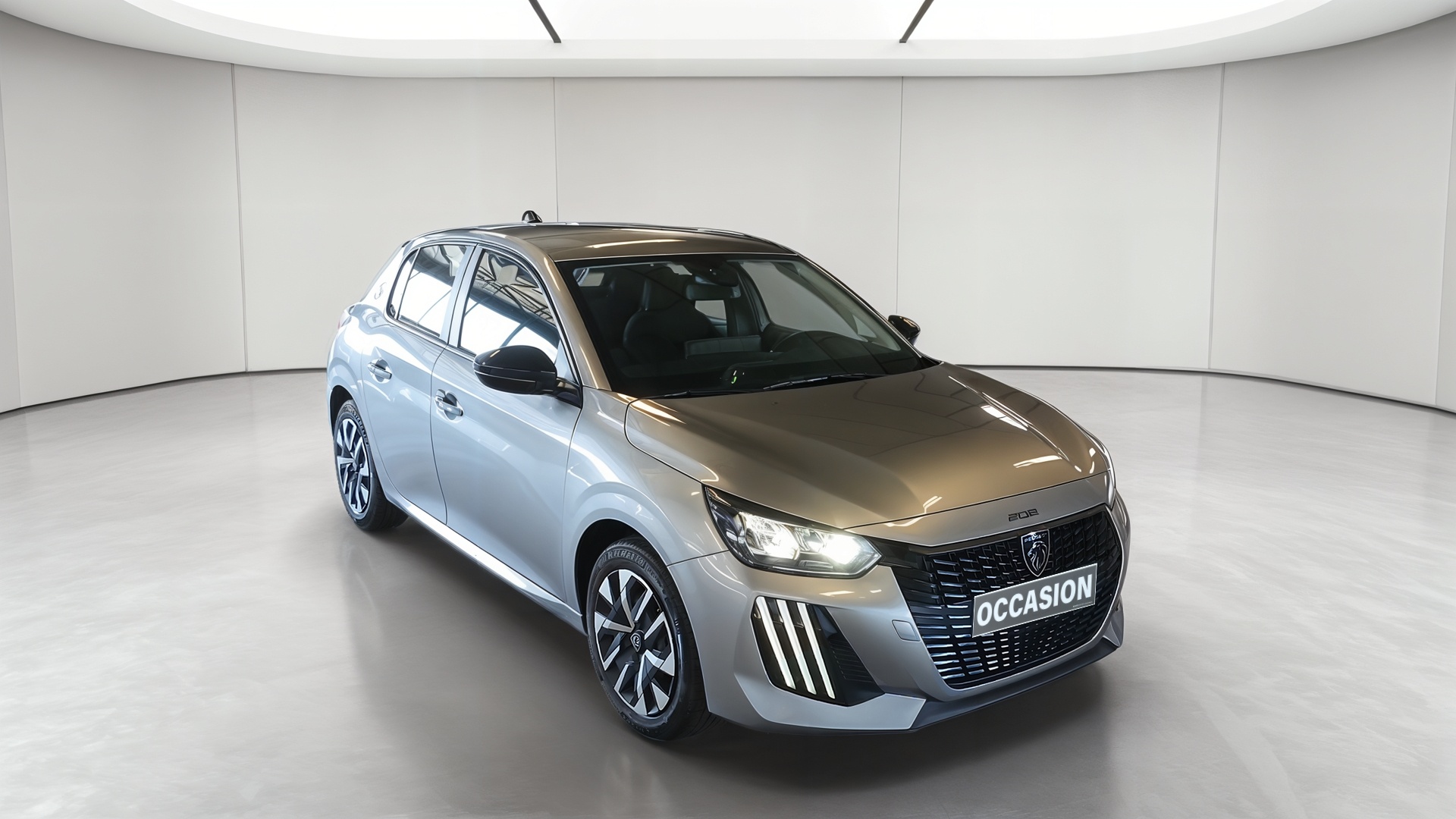 Photo 5 du véhicule PEUGEOT 208