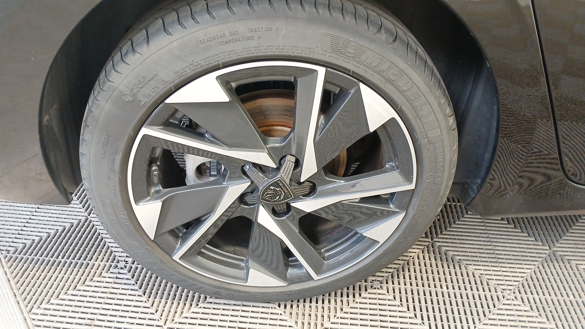 Photo 37 du véhicule PEUGEOT 308