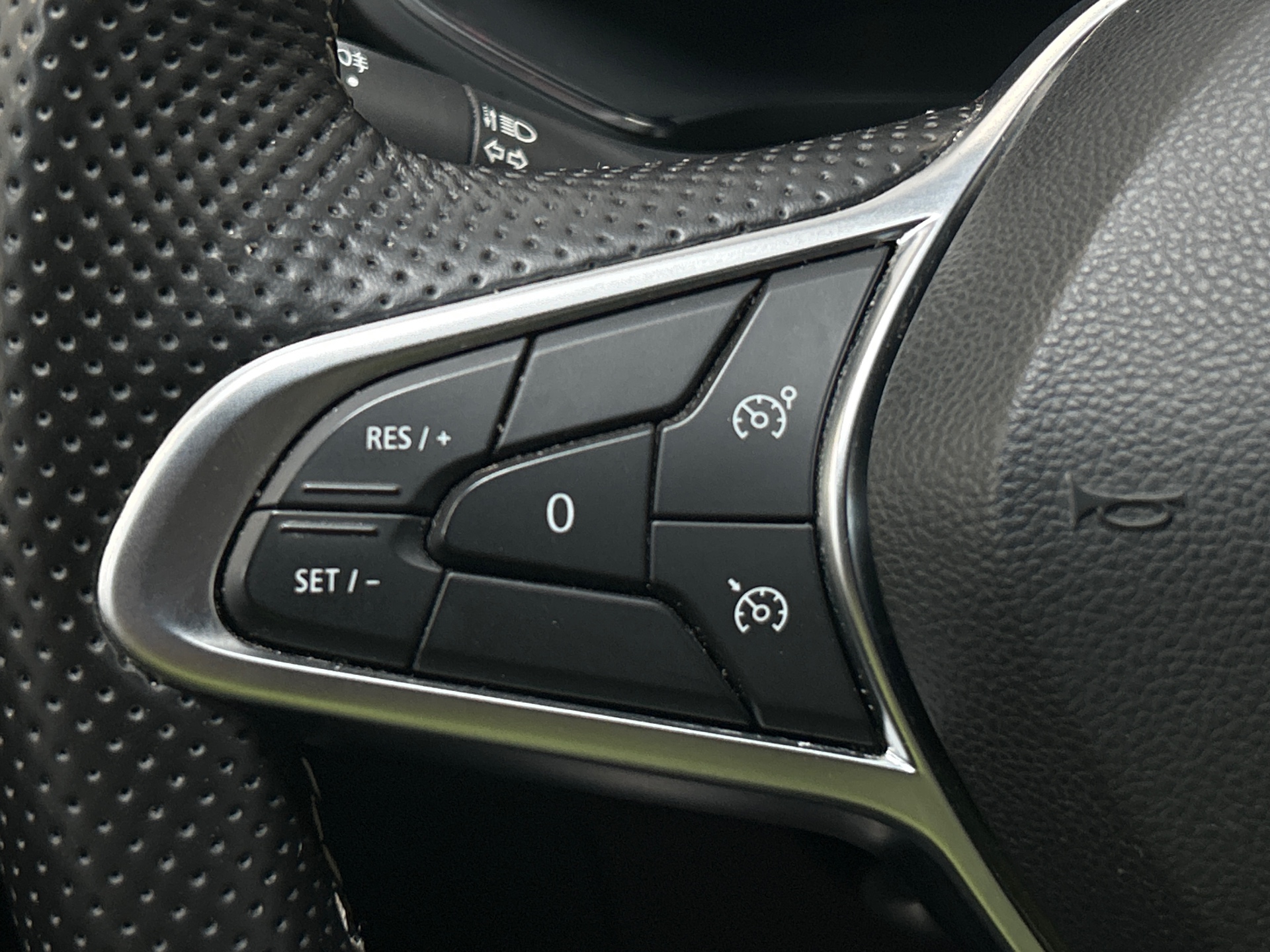 Photo 23 du véhicule RENAULT CAPTUR