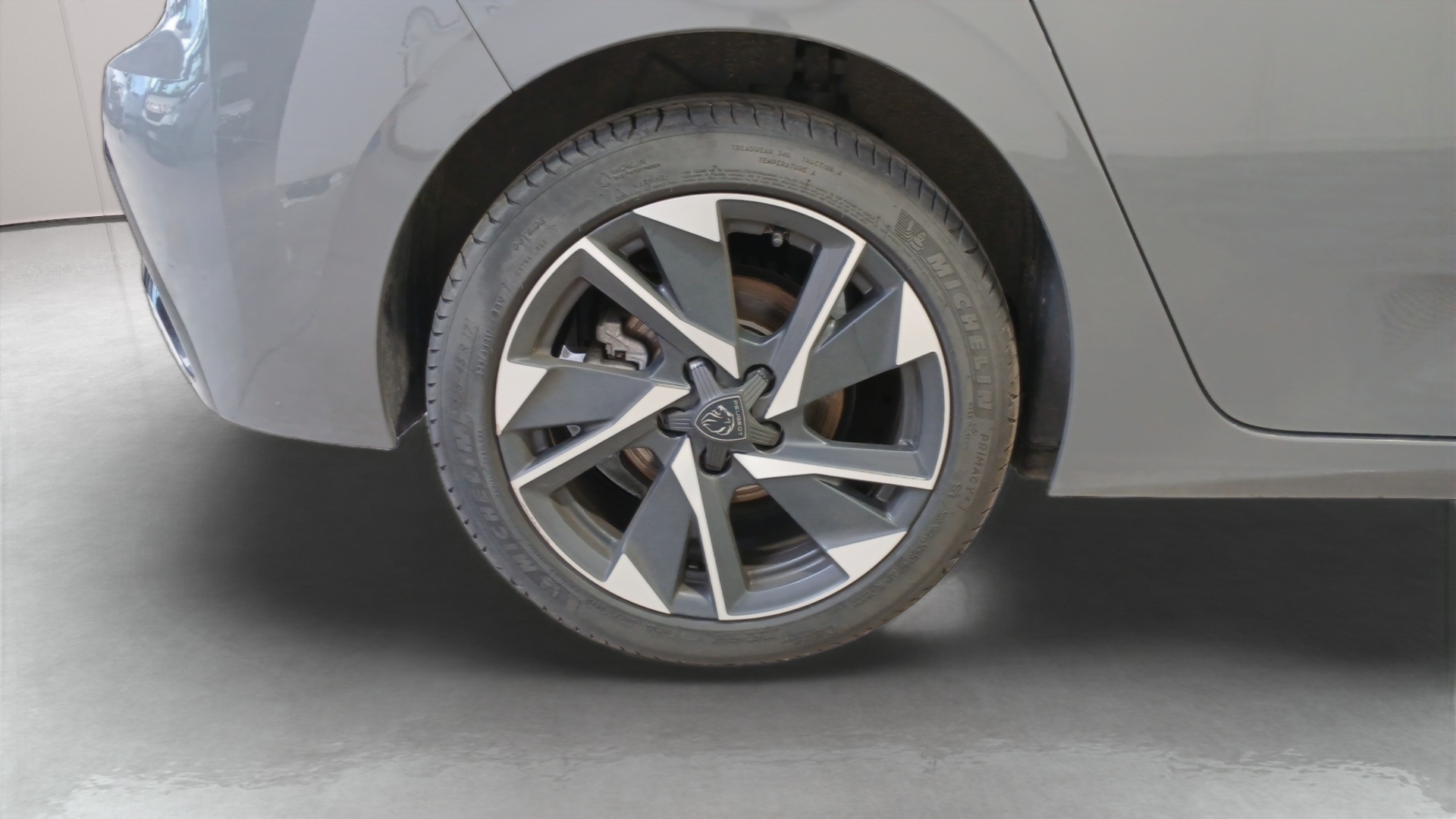 Photo 16 du véhicule PEUGEOT 308