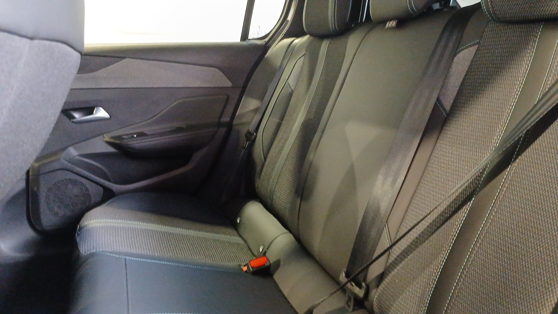 Photo 25 du véhicule PEUGEOT 308