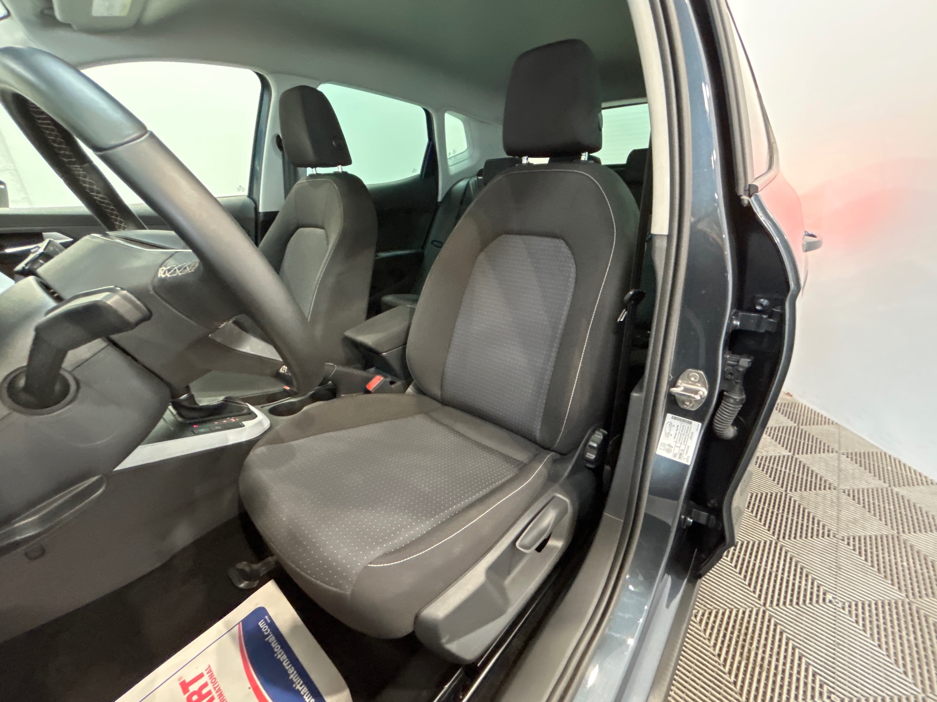 Photo 9 du véhicule SEAT ARONA