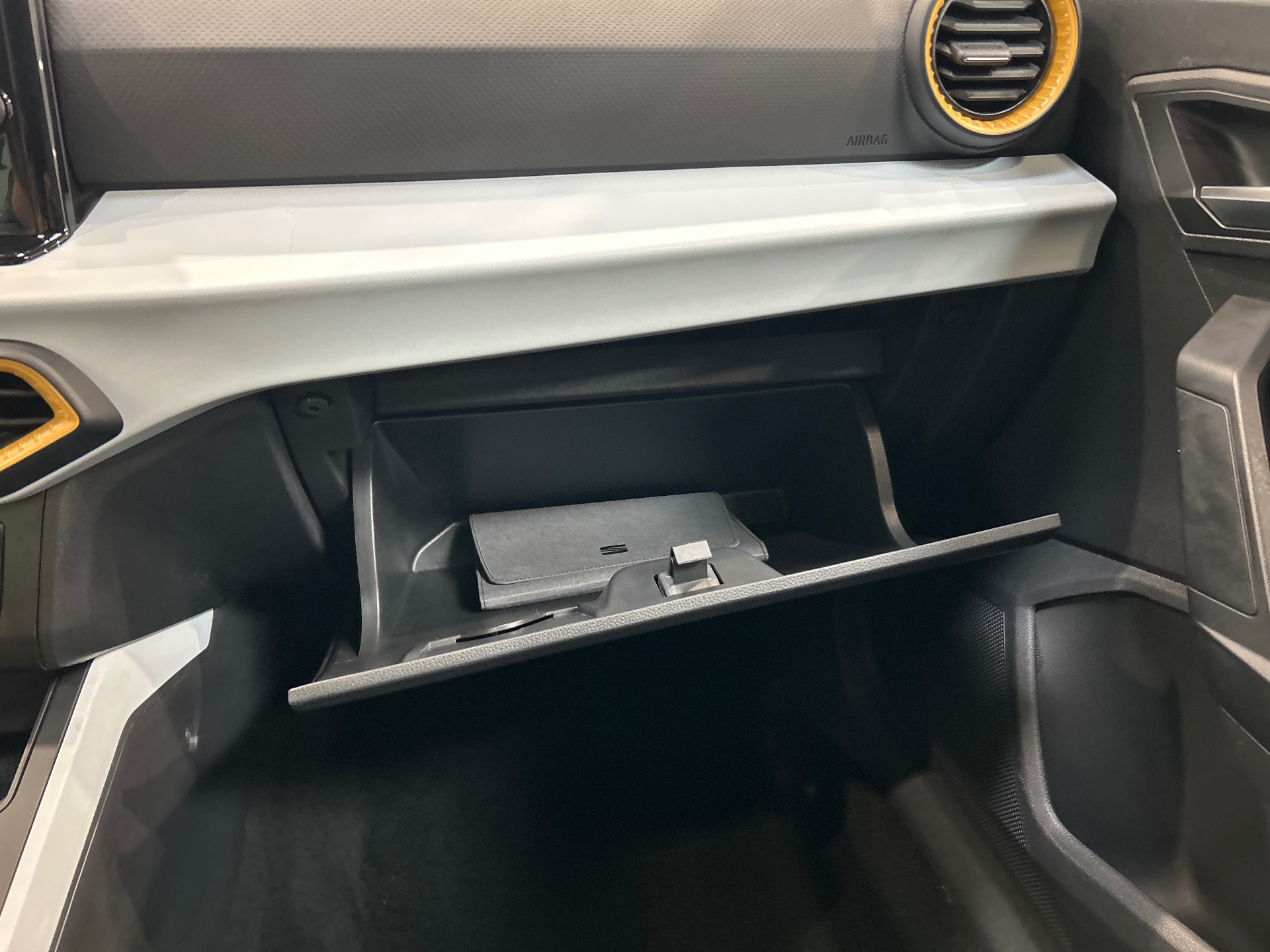 Photo 22 du véhicule SEAT ARONA
