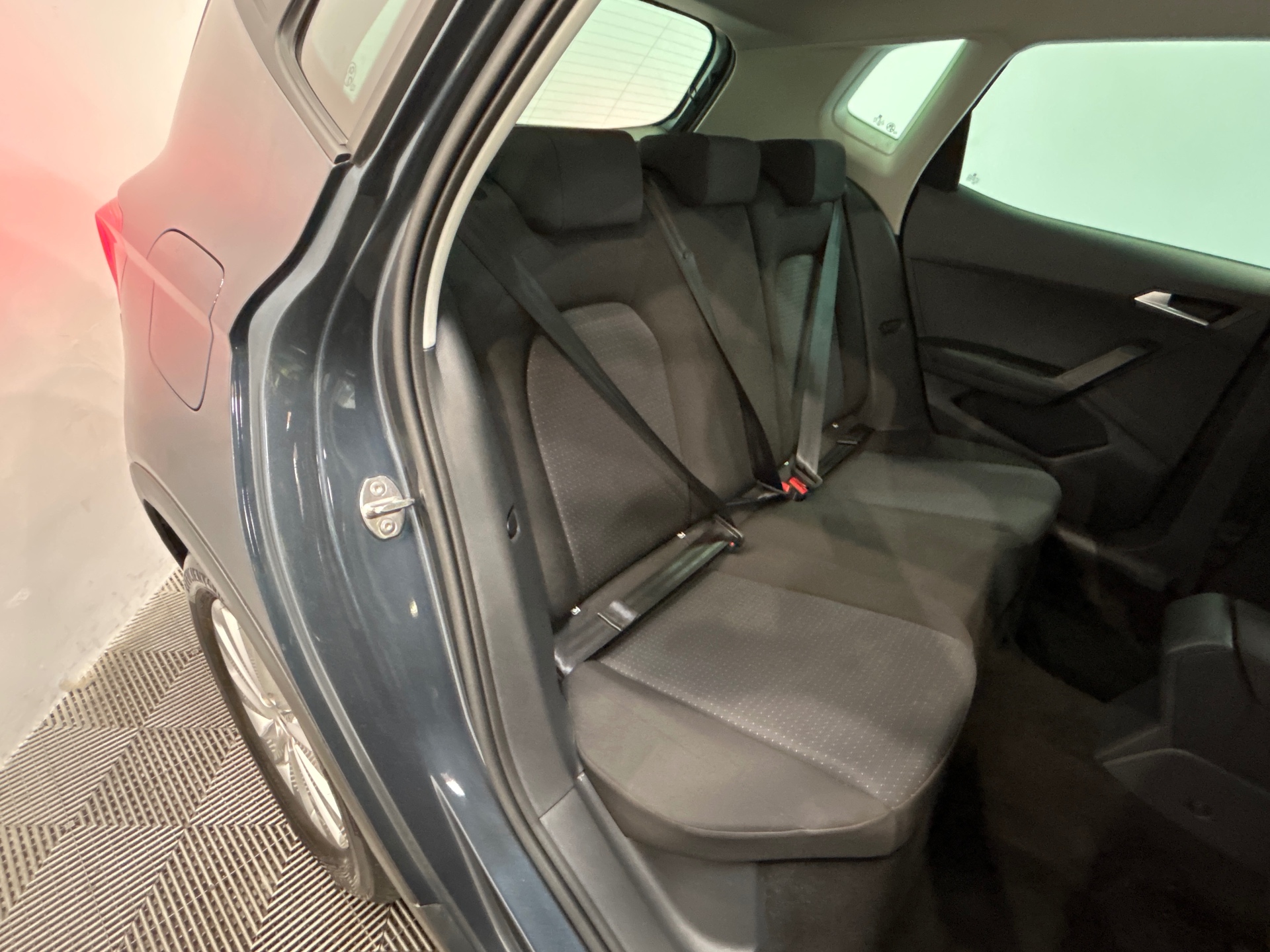 Photo 32 du véhicule SEAT ARONA