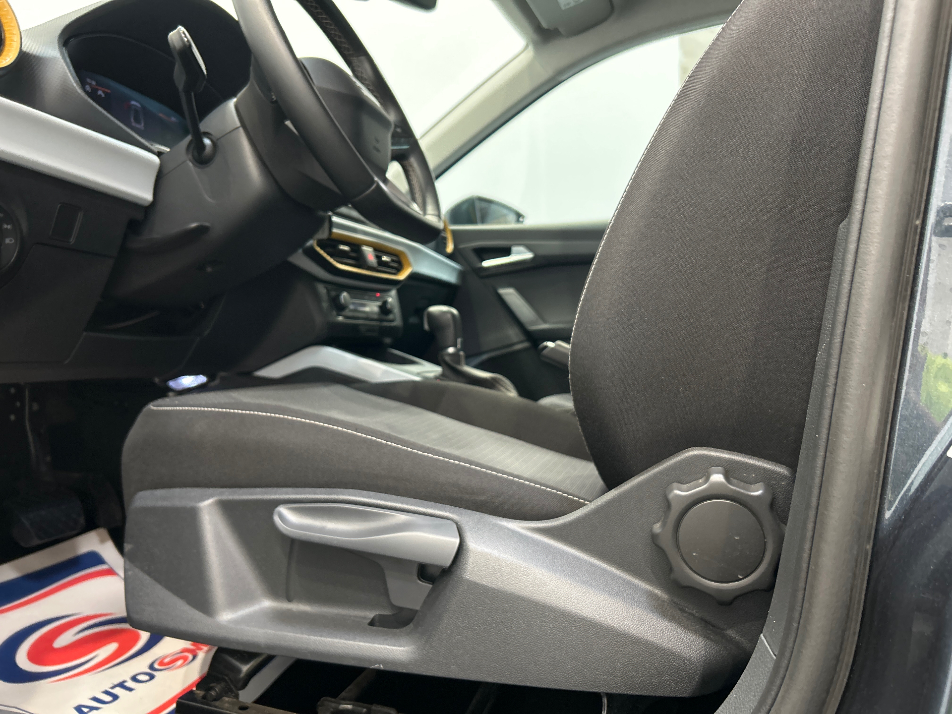 Photo 31 du véhicule SEAT ARONA