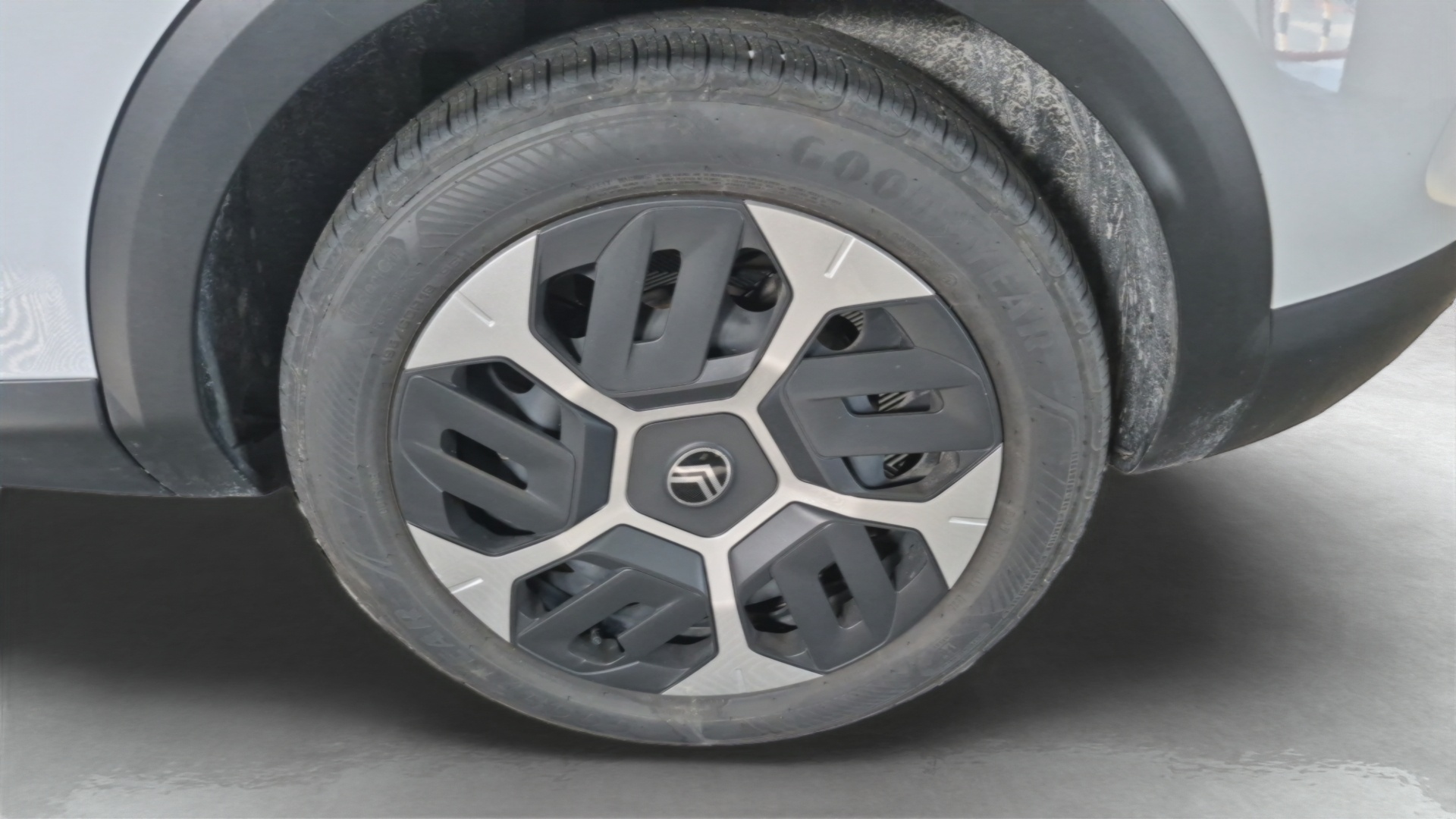 Photo 16 du véhicule CITROEN C4