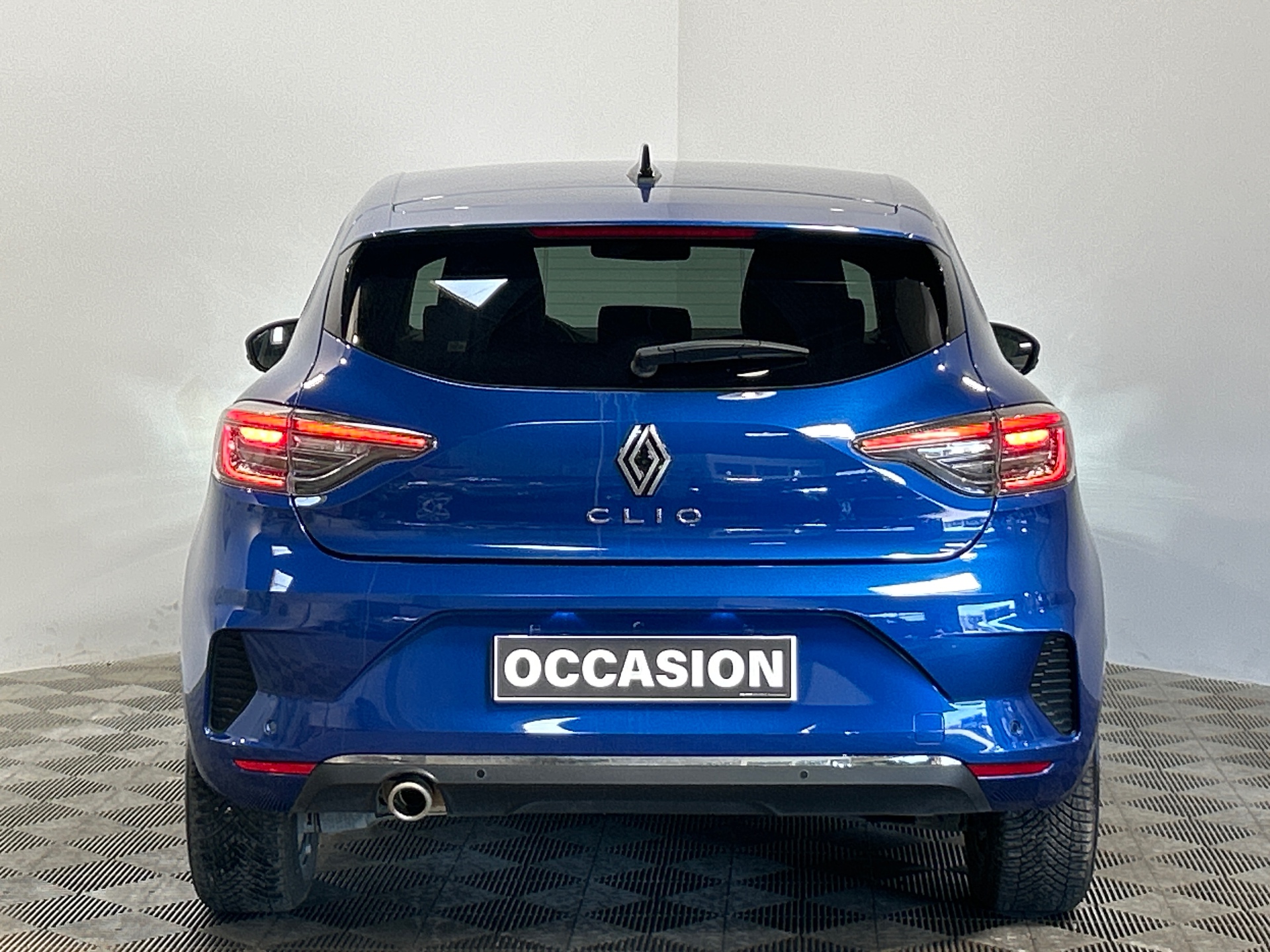 Photo 5 du véhicule RENAULT CLIO V